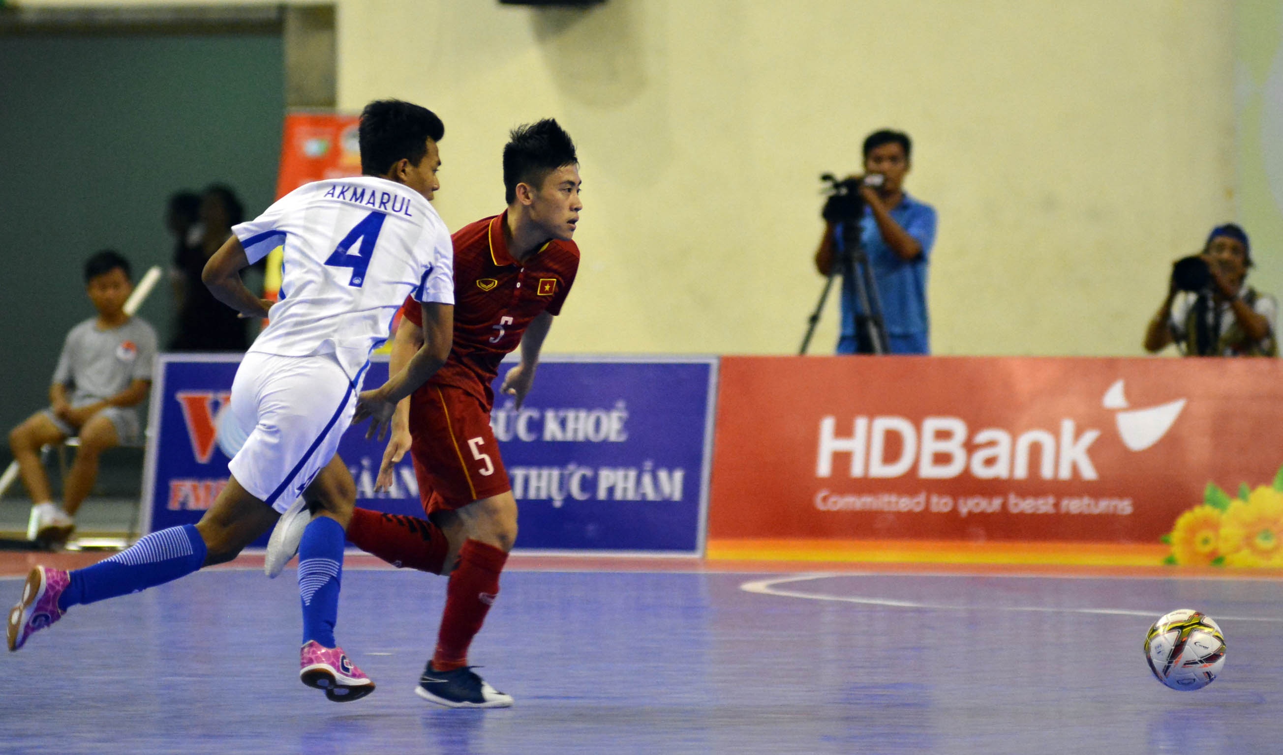 Tuyen futsal Viet Nam thua Malaysia 1-5 anh 3