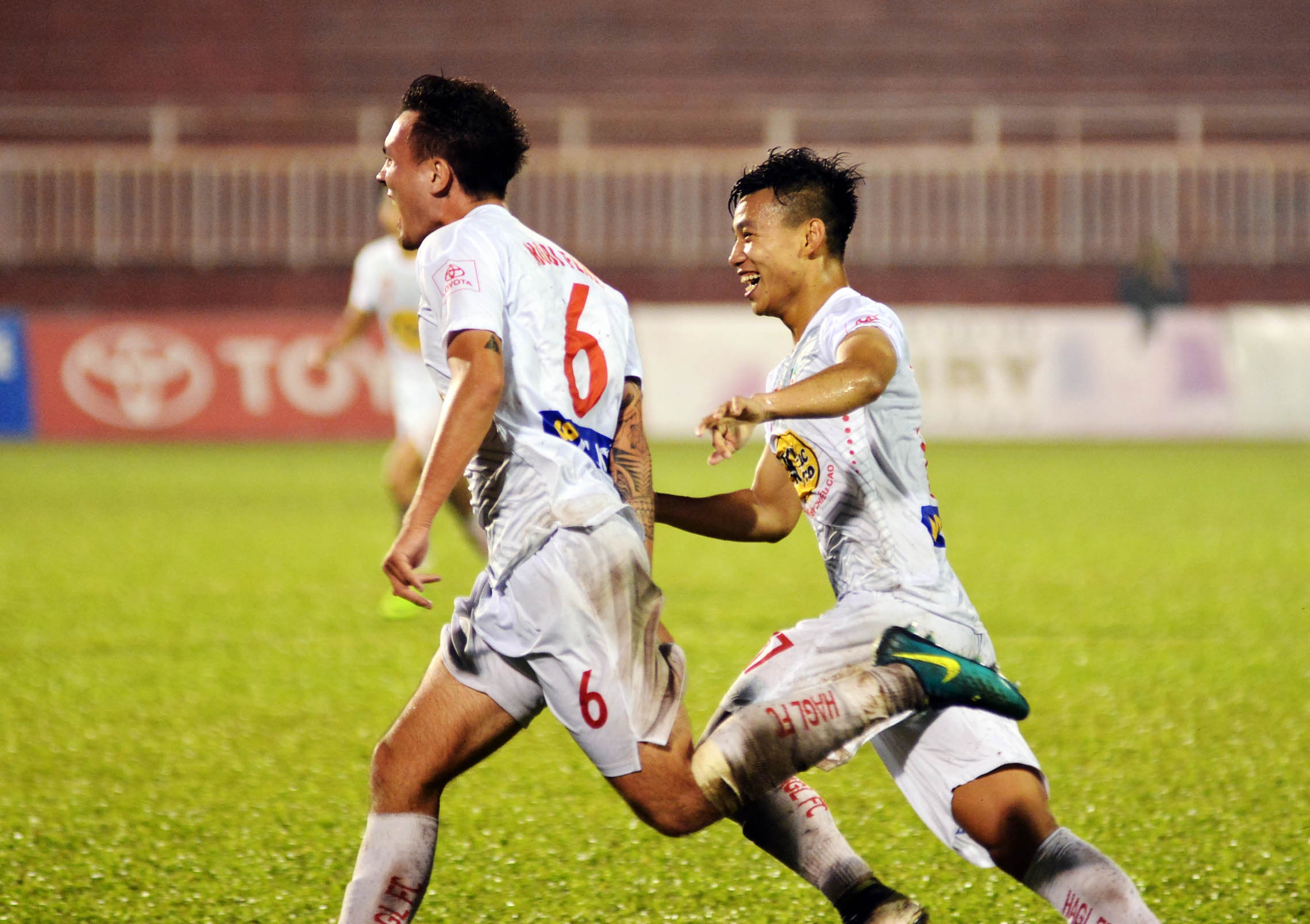 HAGL thang CLB Sai Gon 2-1 anh 3