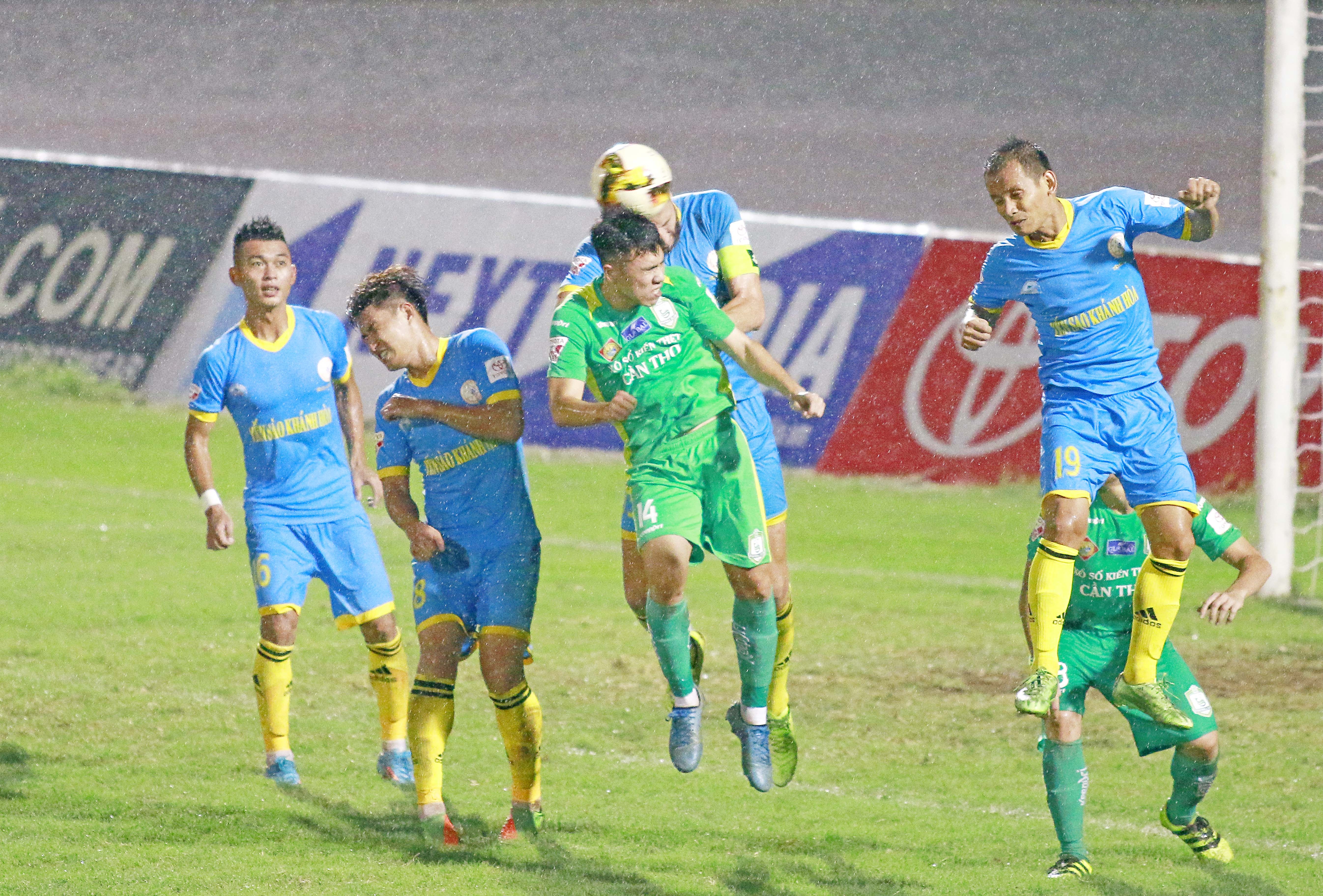 Khanh Hoa danh bai Can Tho anh 10