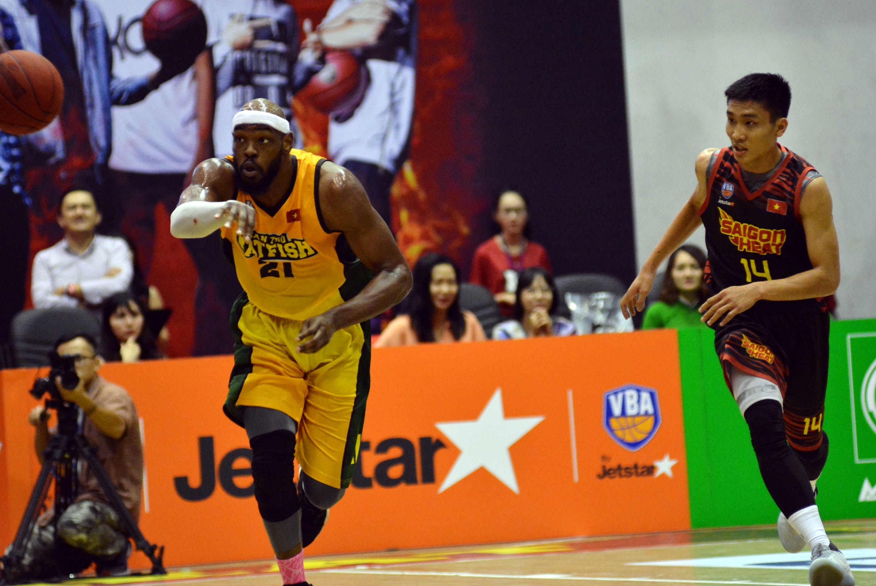 Cantho Catfish thang Saigon Heat 85-85 anh 3