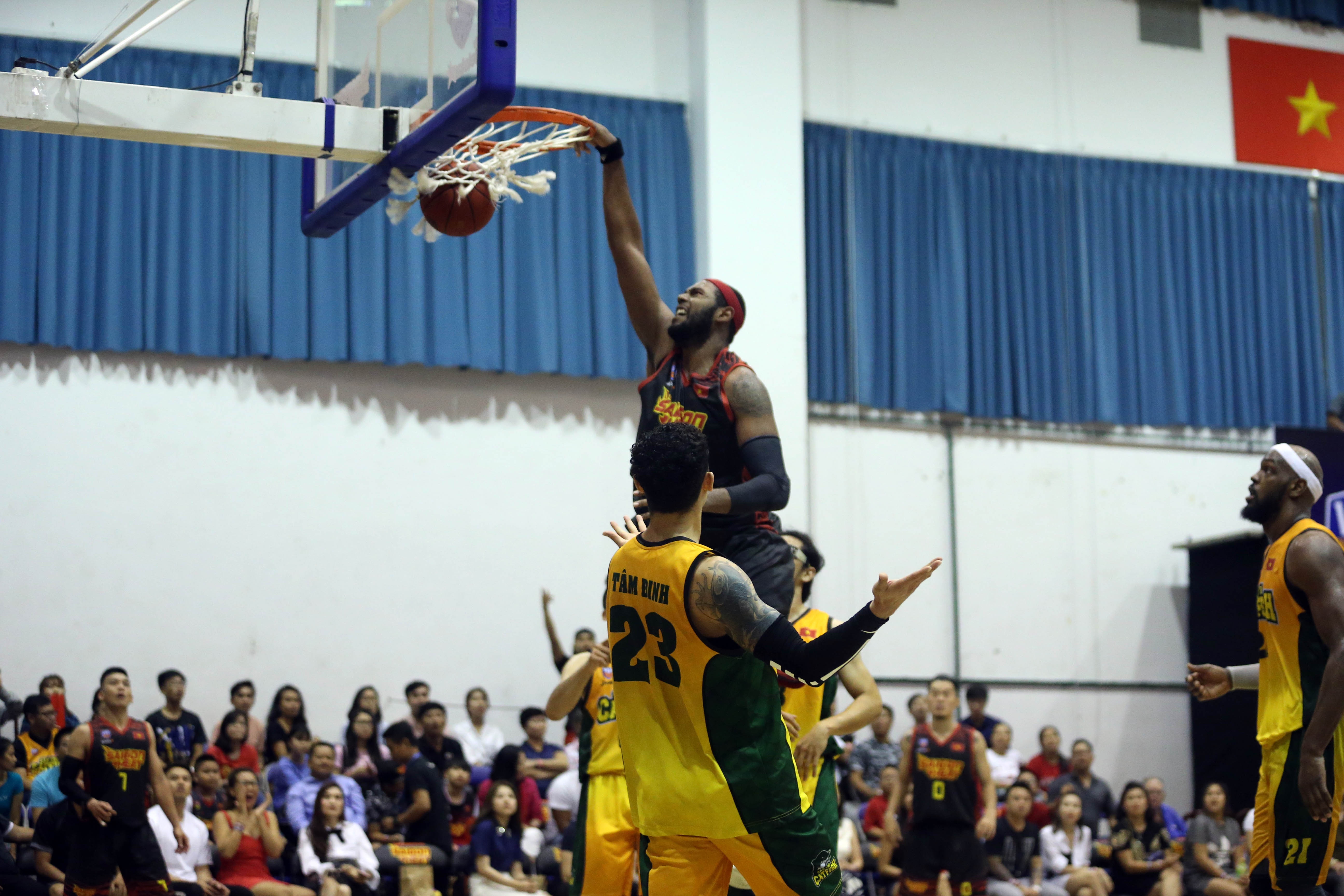 Cantho Catfish thang Saigon Heat toi 8/11 anh 7