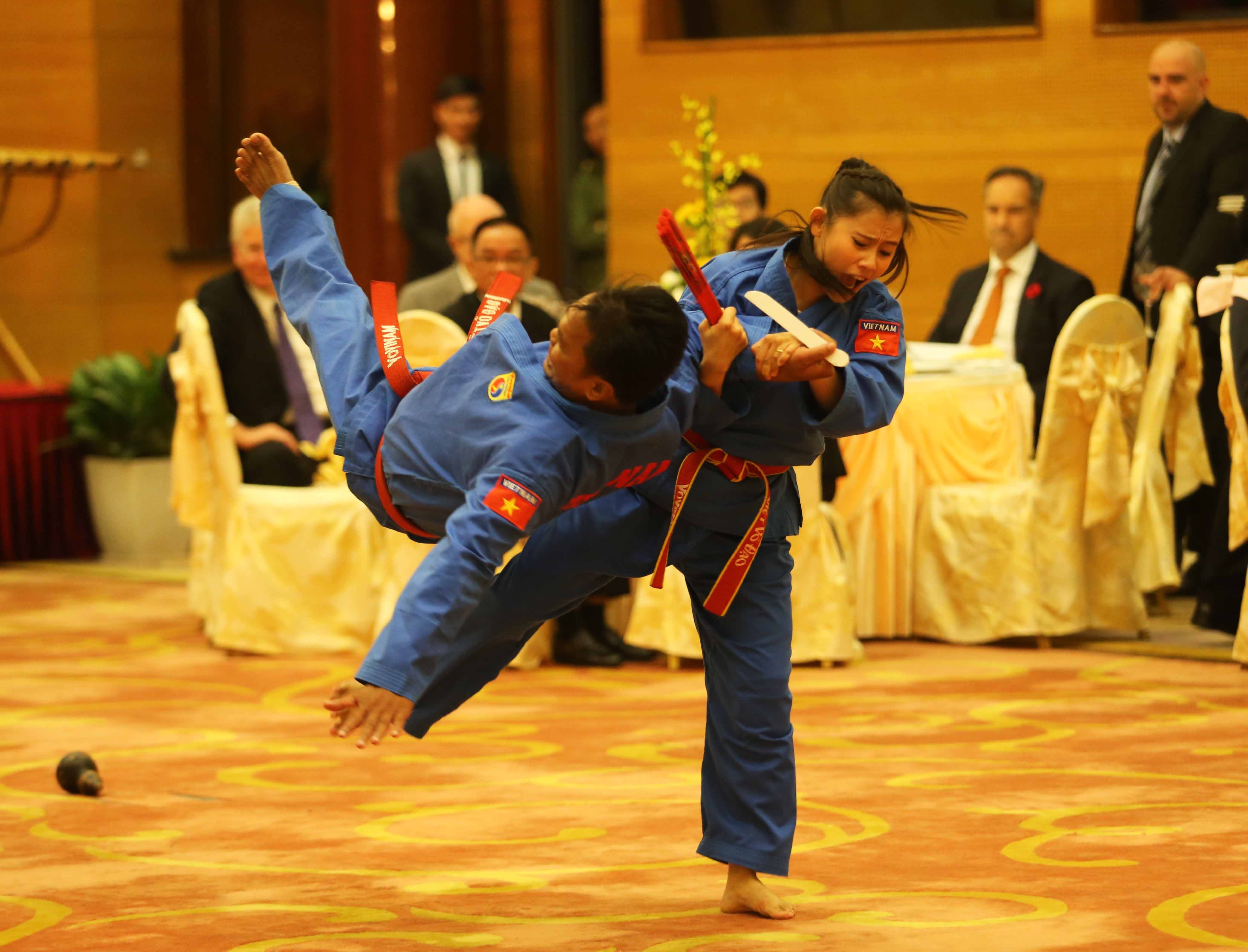 Thu tuong Canada sang Viet Nam anh 5