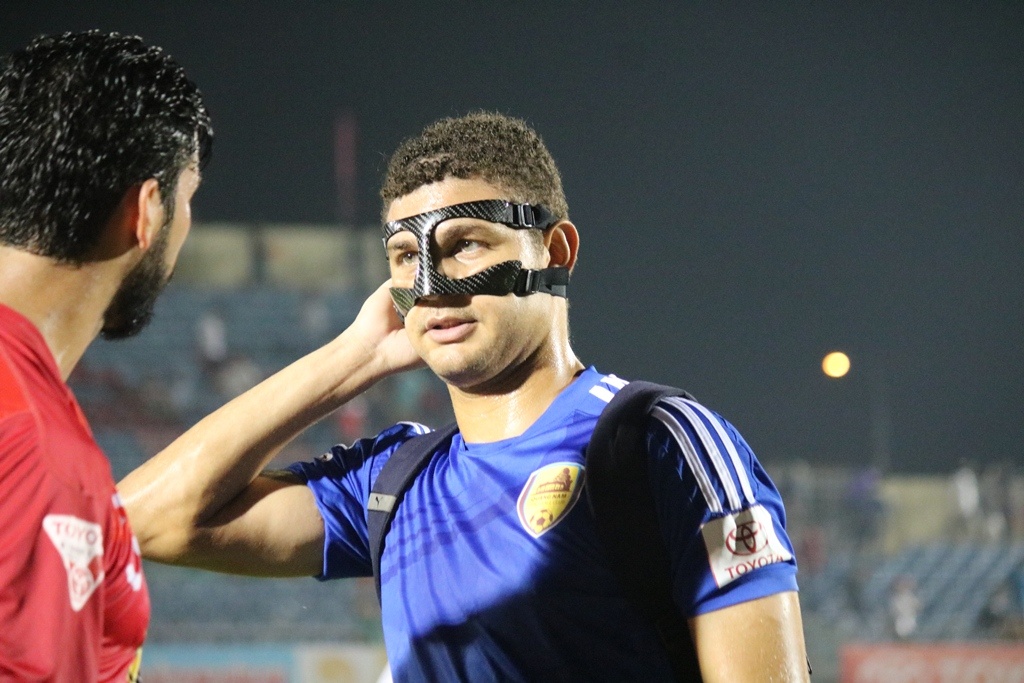 Chua vo dich V.League, Quang Nam da lo tinh duong dai hinh anh