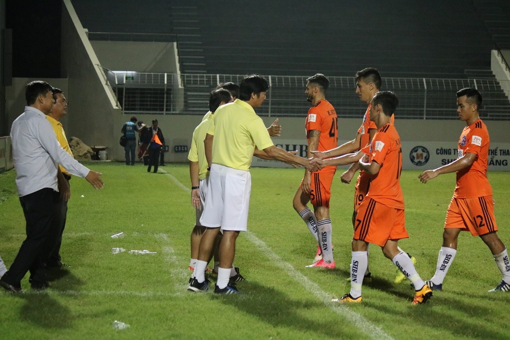 HLV Huỳnh Đức chia tay Đà Nẵng ảnh 1 HLV Huynh Duc chia tay Da Nang anh 1