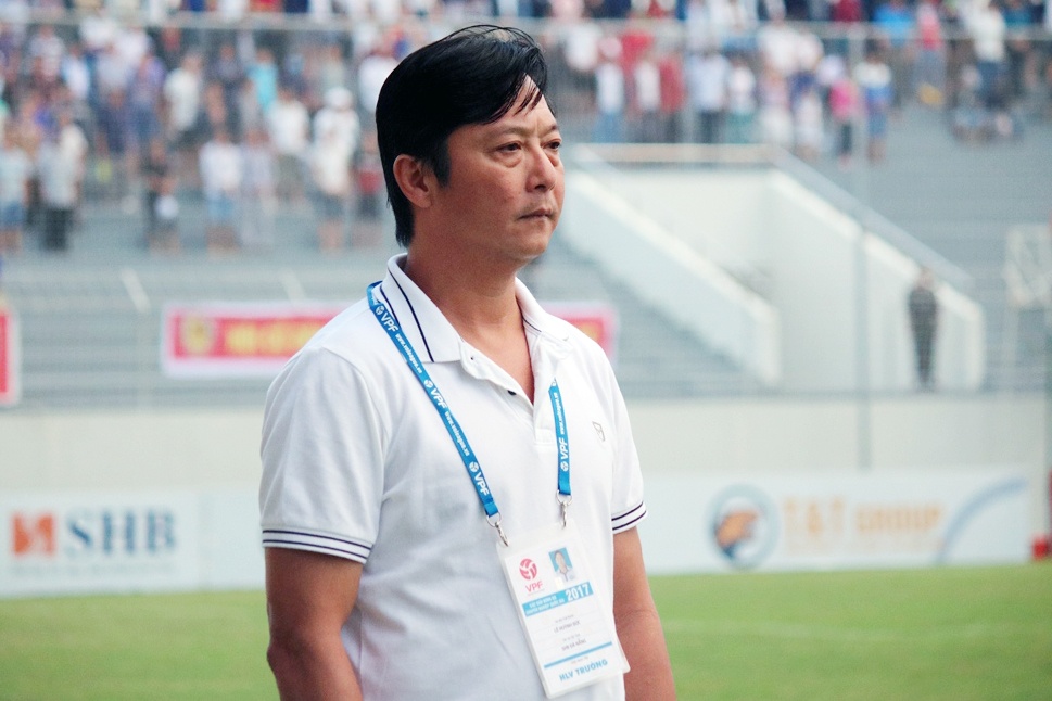 HLV Le Huynh Duc chia tay CLB Da Nang hinh anh
