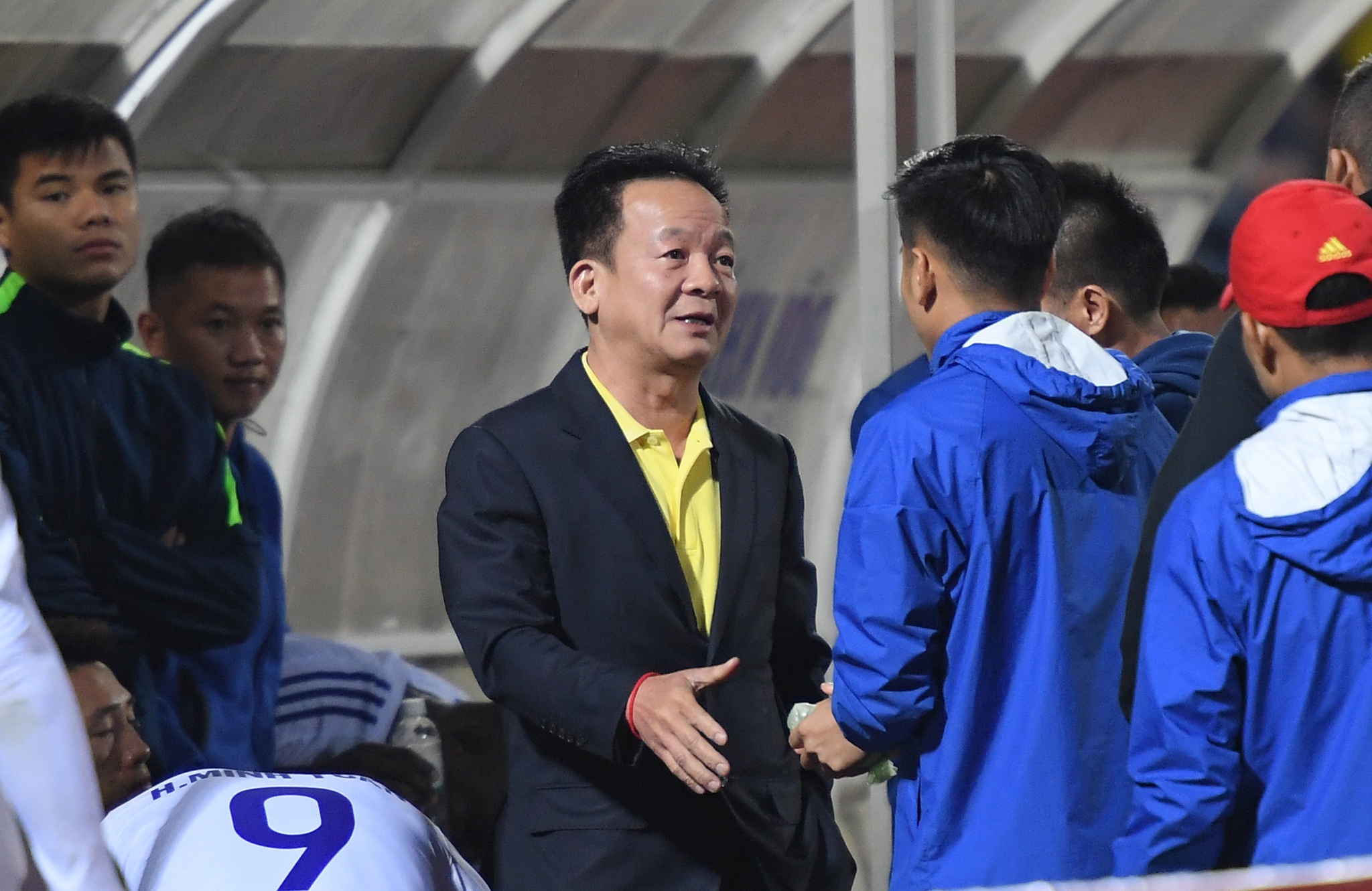 Bau Hien dong vien CLB Quang Nam anh 5