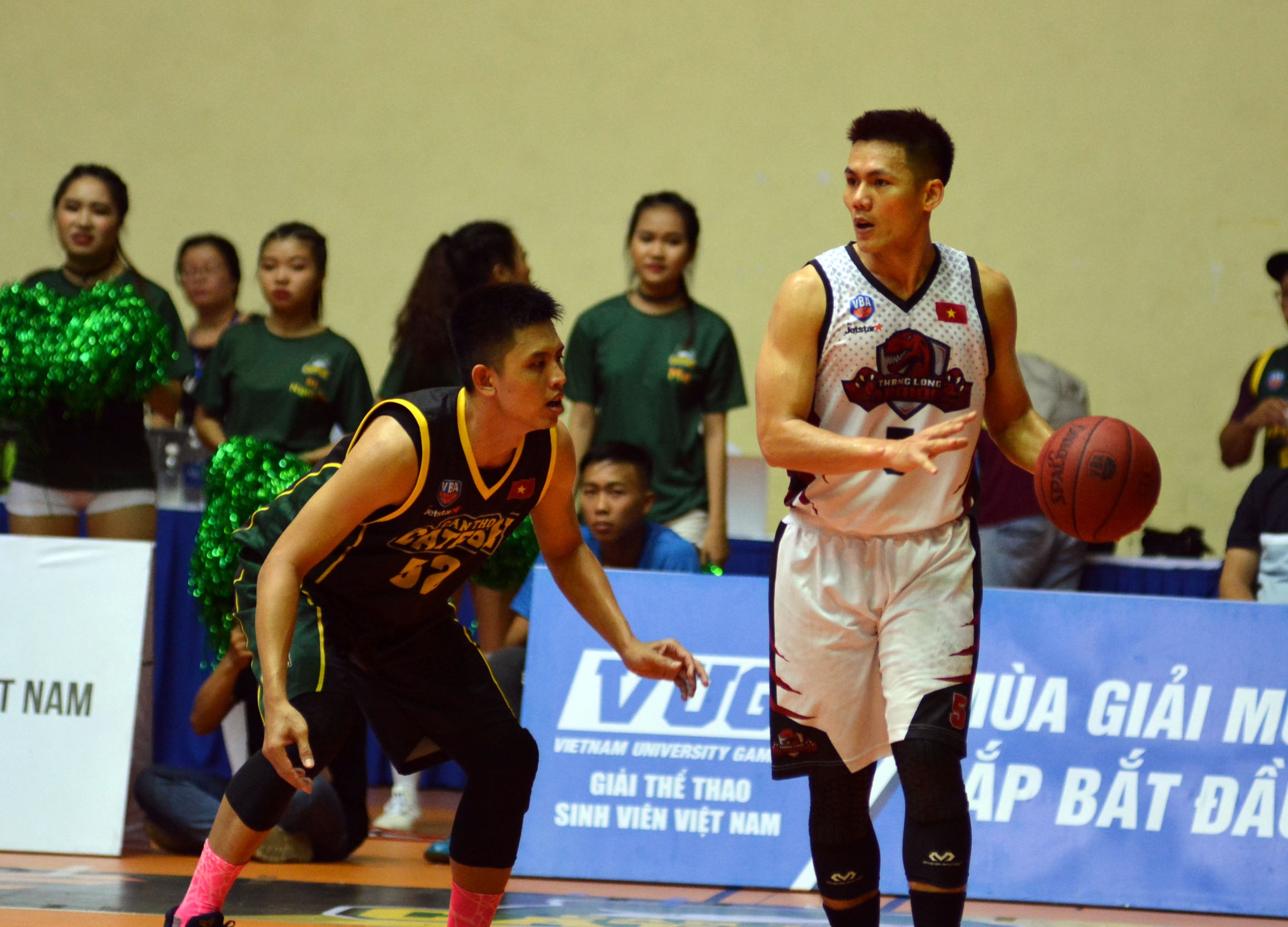 Thang Long Warriors thang Cantho Catfish anh 9