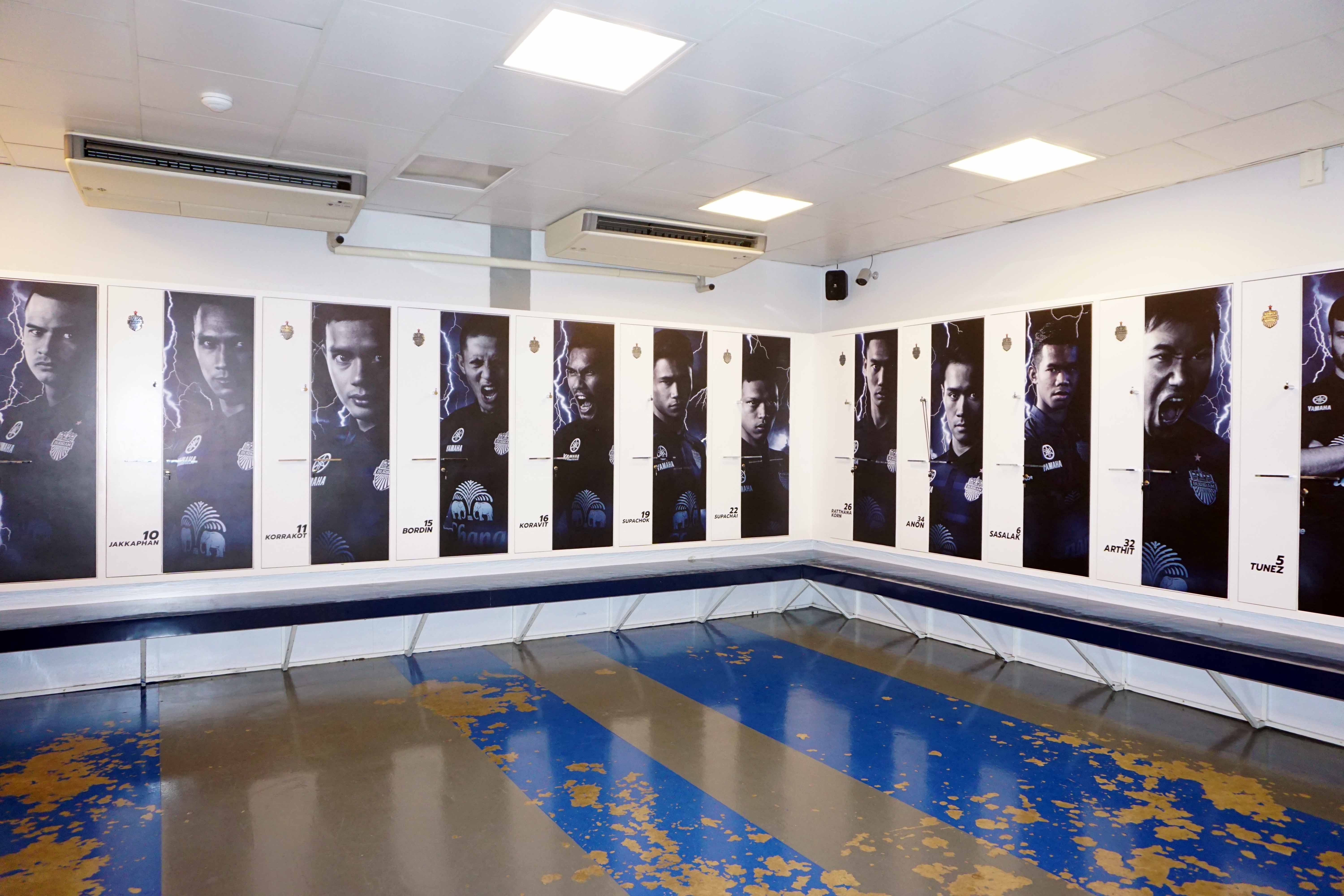 San bong da hien dai nhat Thai Lan anh 11