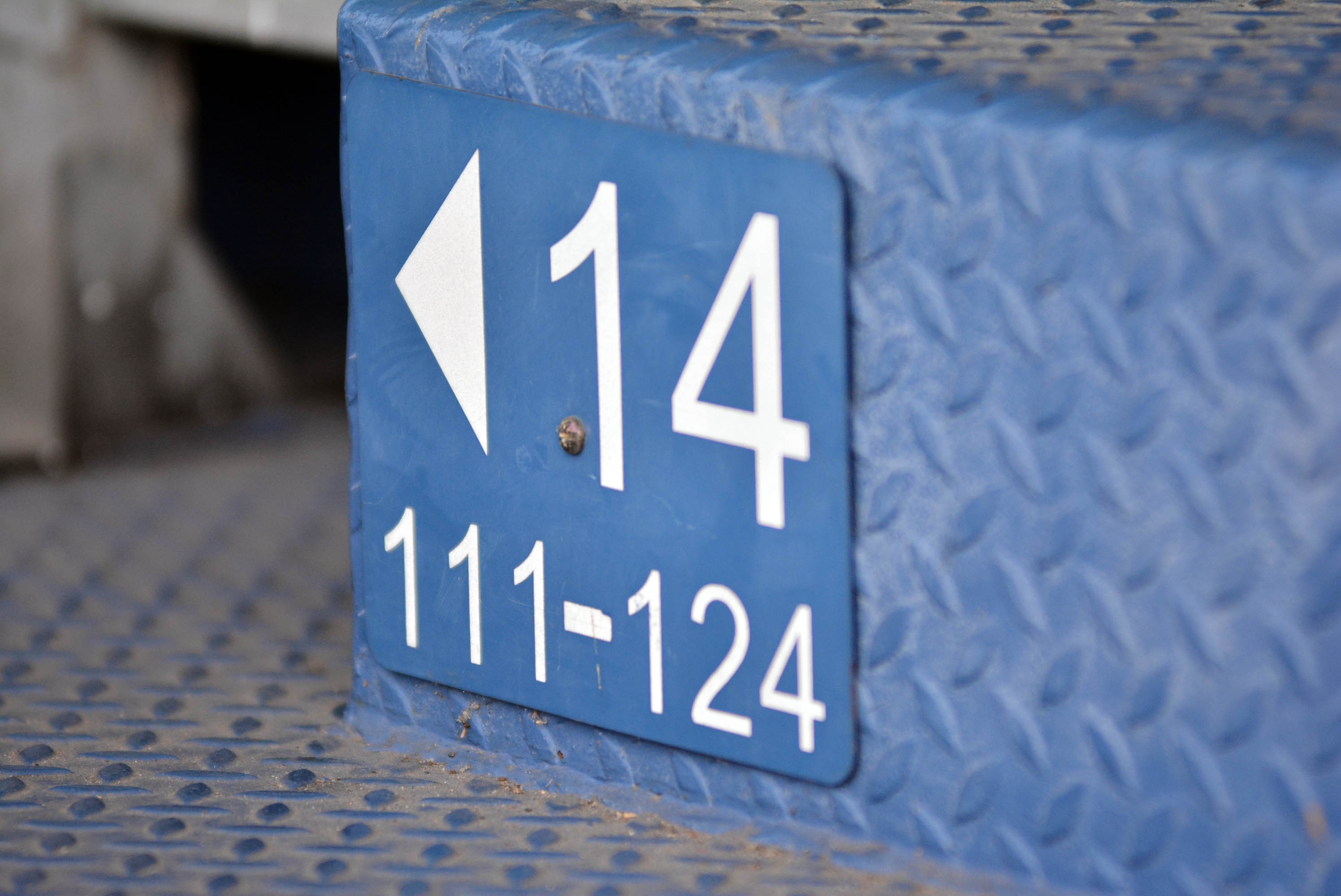 San bong da hien dai nhat Thai Lan anh 10