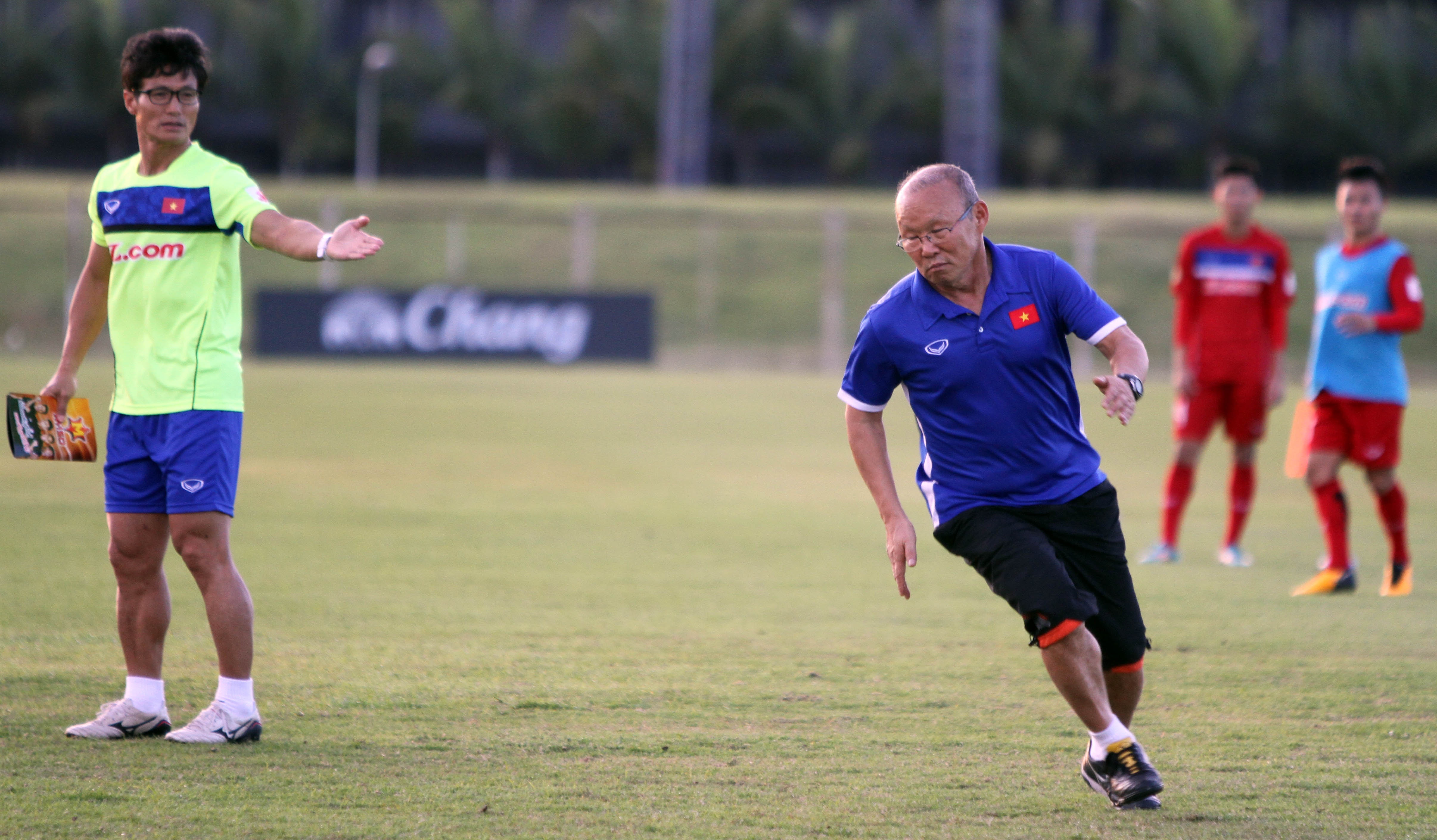 HLV Park Hang-seo nhac bai U23 Viet Nam anh 7