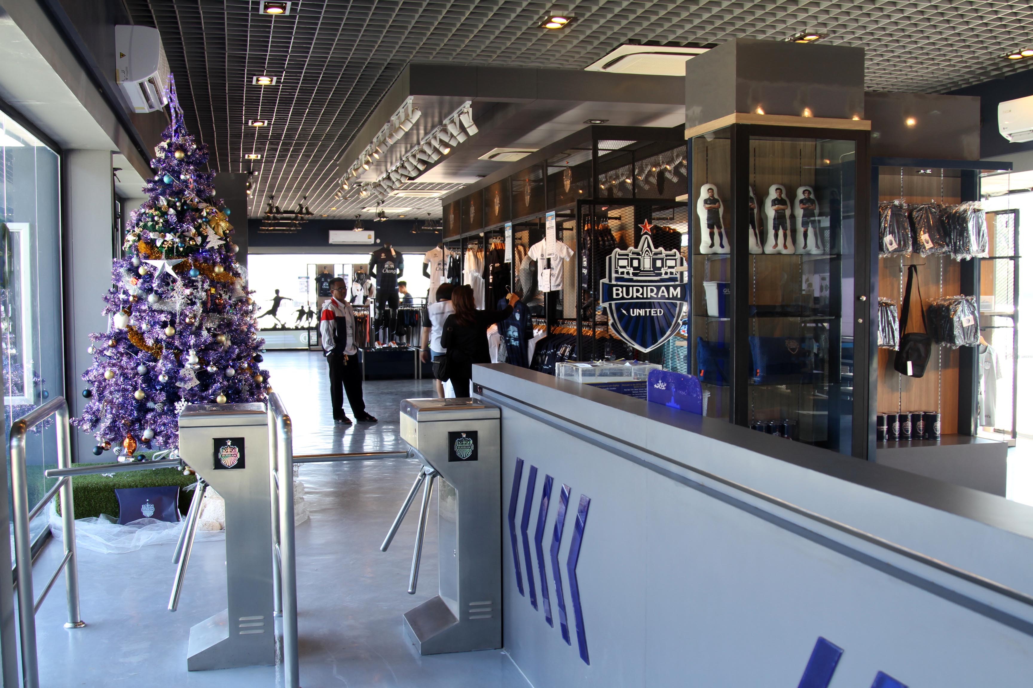 Chuyen kinh doanh cua CLB Buriram United anh 2