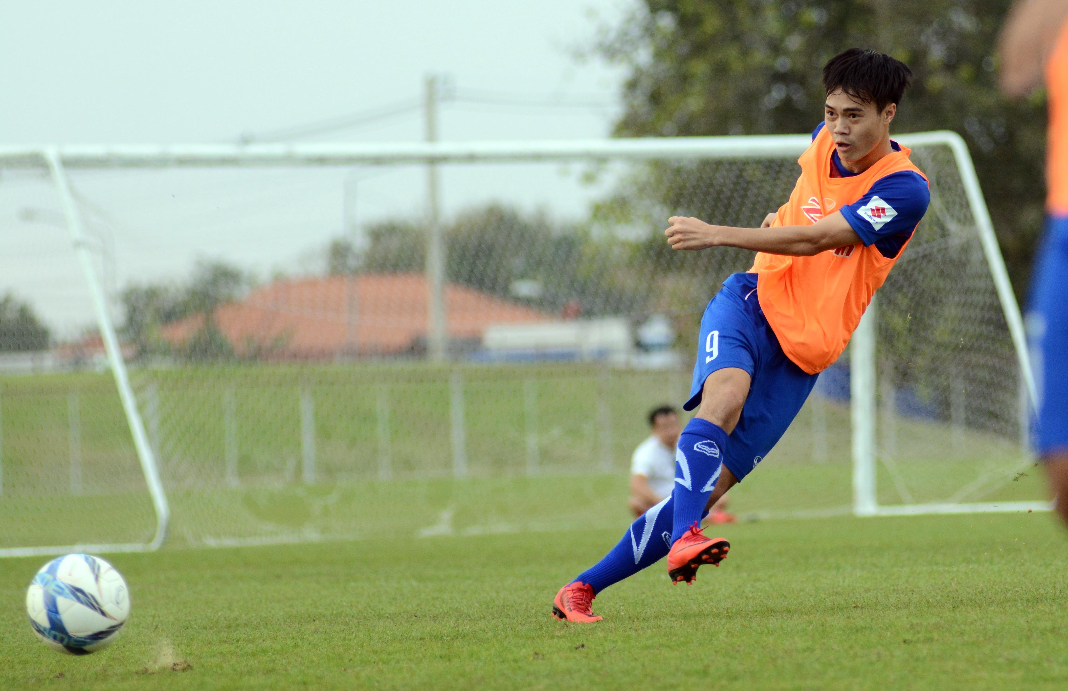 Ha Duc Chinh ket hop voi Cong Phuong anh 6