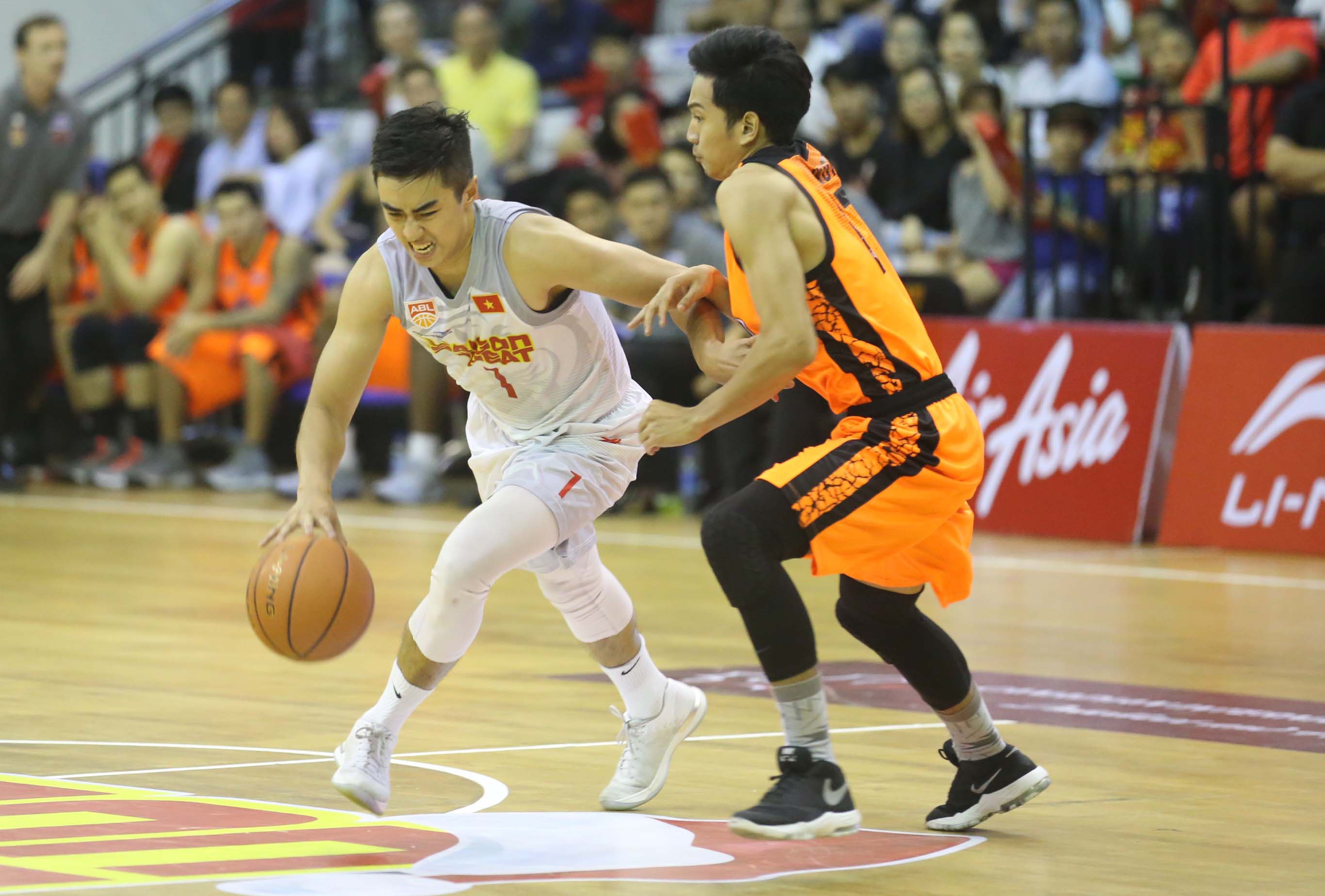 Saigon Heat thang Mono Vampire 110-94 anh 5