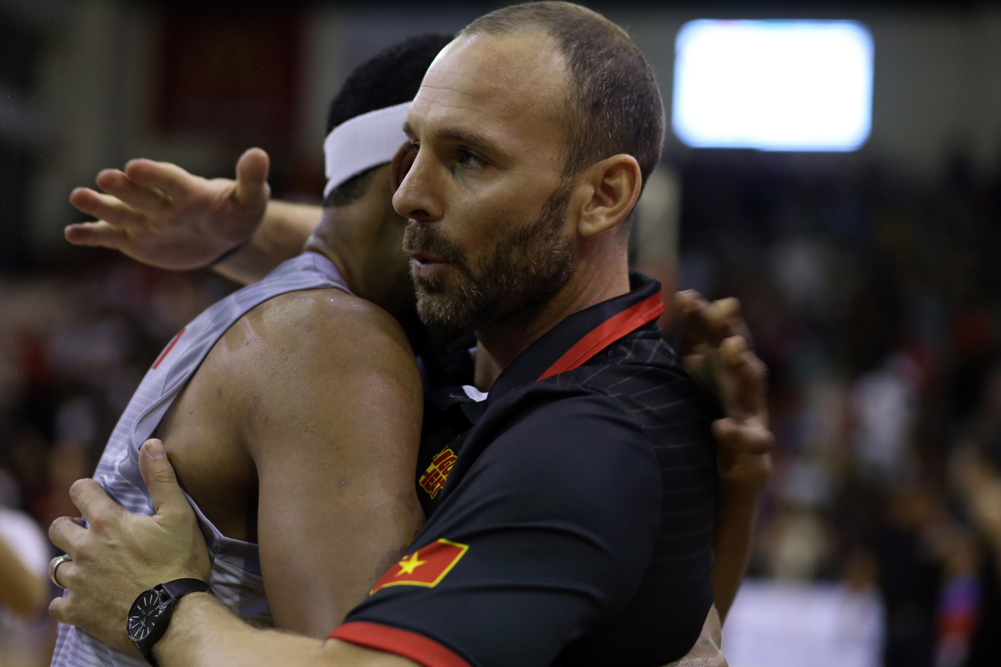 HLV Saigon Heat an mung cung hoc tro anh 4