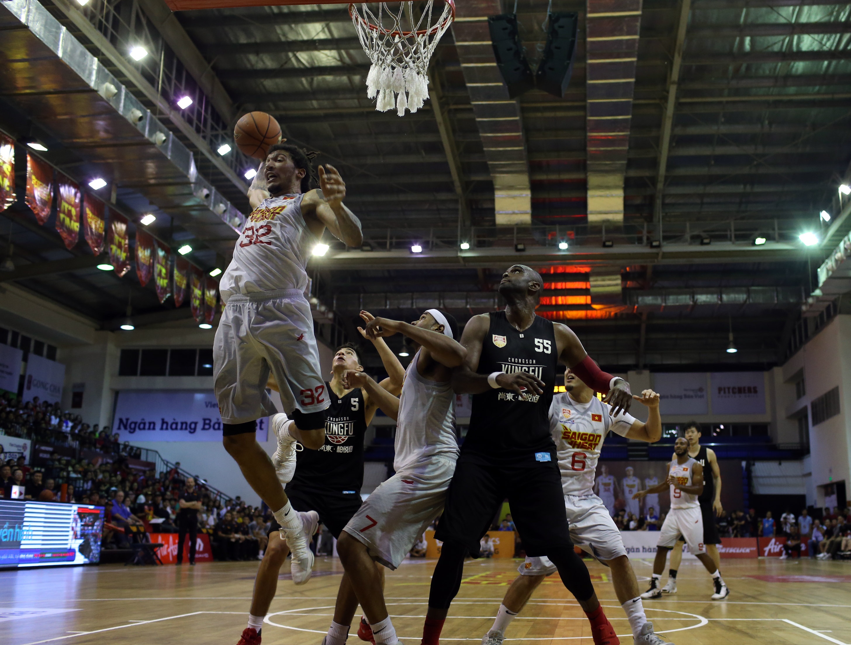 HLV Saigon Heat an mung cung hoc tro anh 8