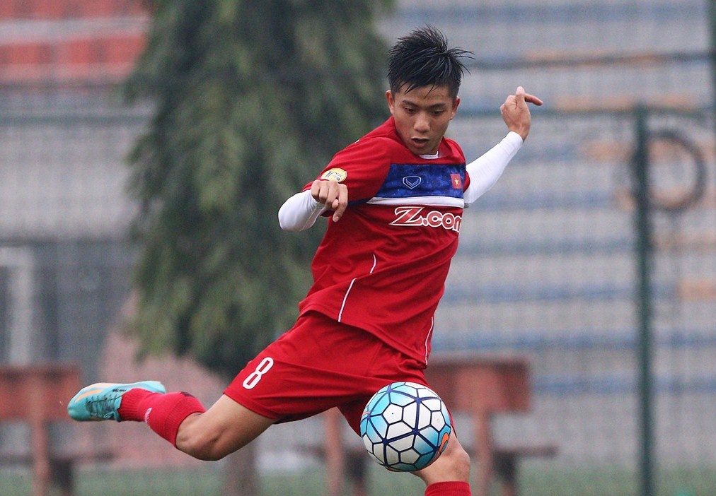 Phan Van Duc: Nguoi hung muon mang cua HLV Park Hang-seo hinh anh