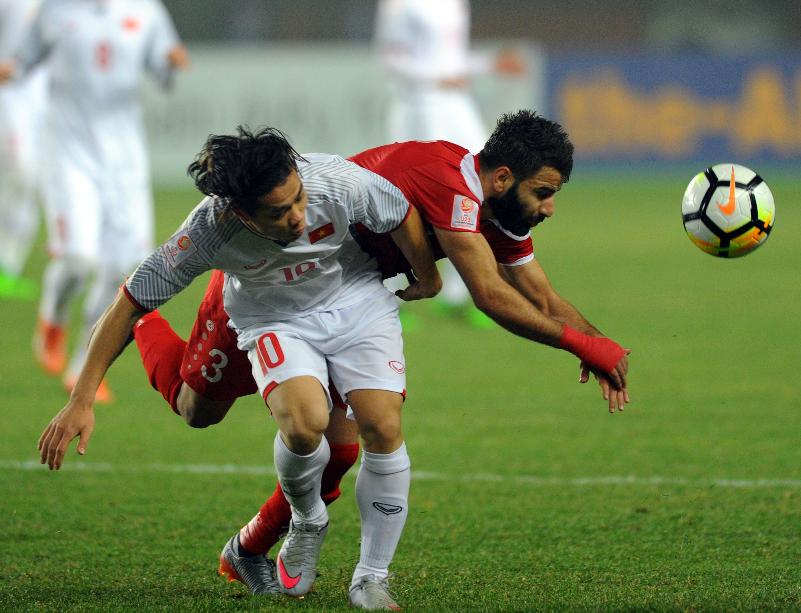 U23 Viet Nam vat va cam hoa Syria, gianh ve vao tu ket hinh anh