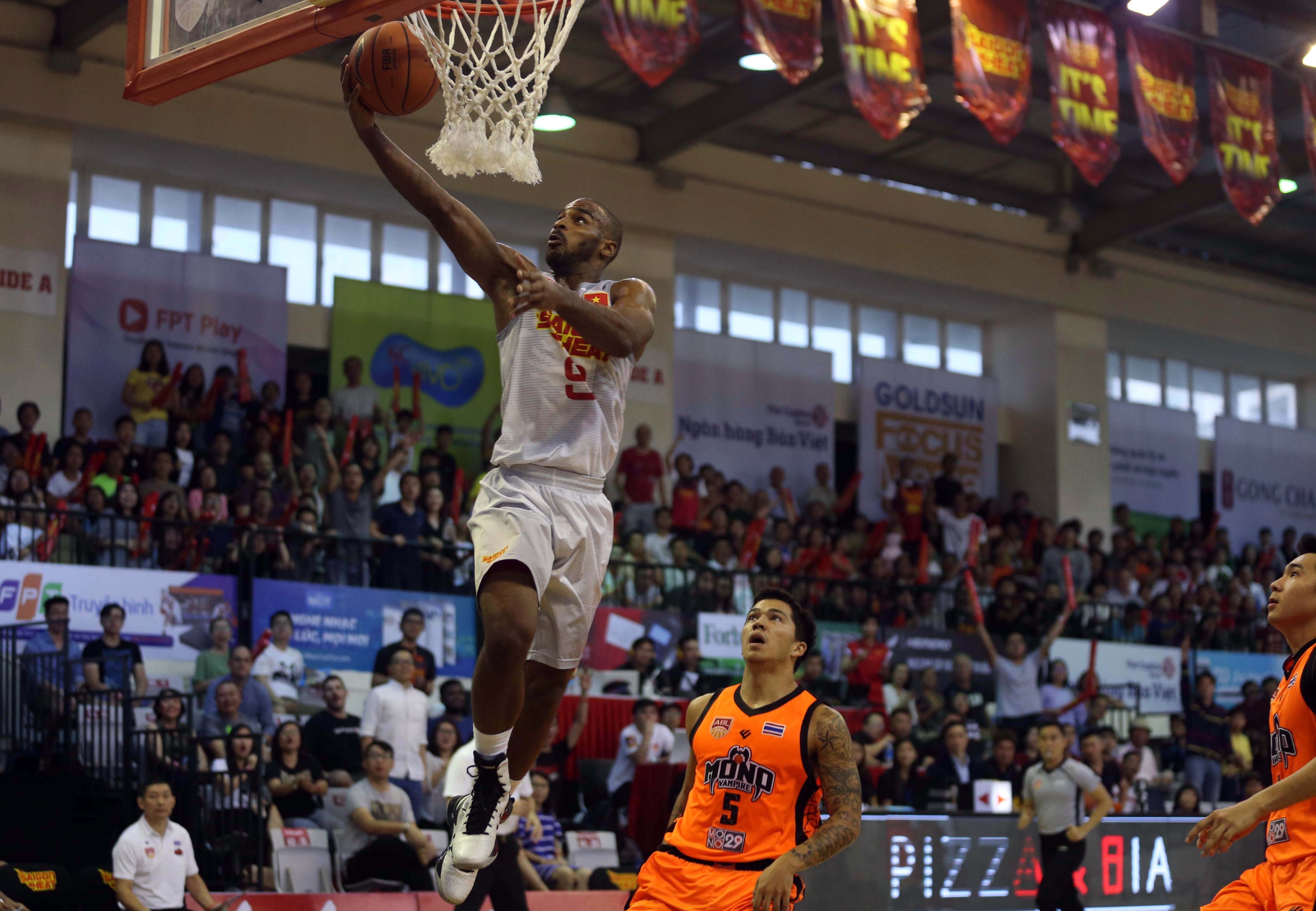 Saigon Heat thua Mono Vampire 83-97 anh 6