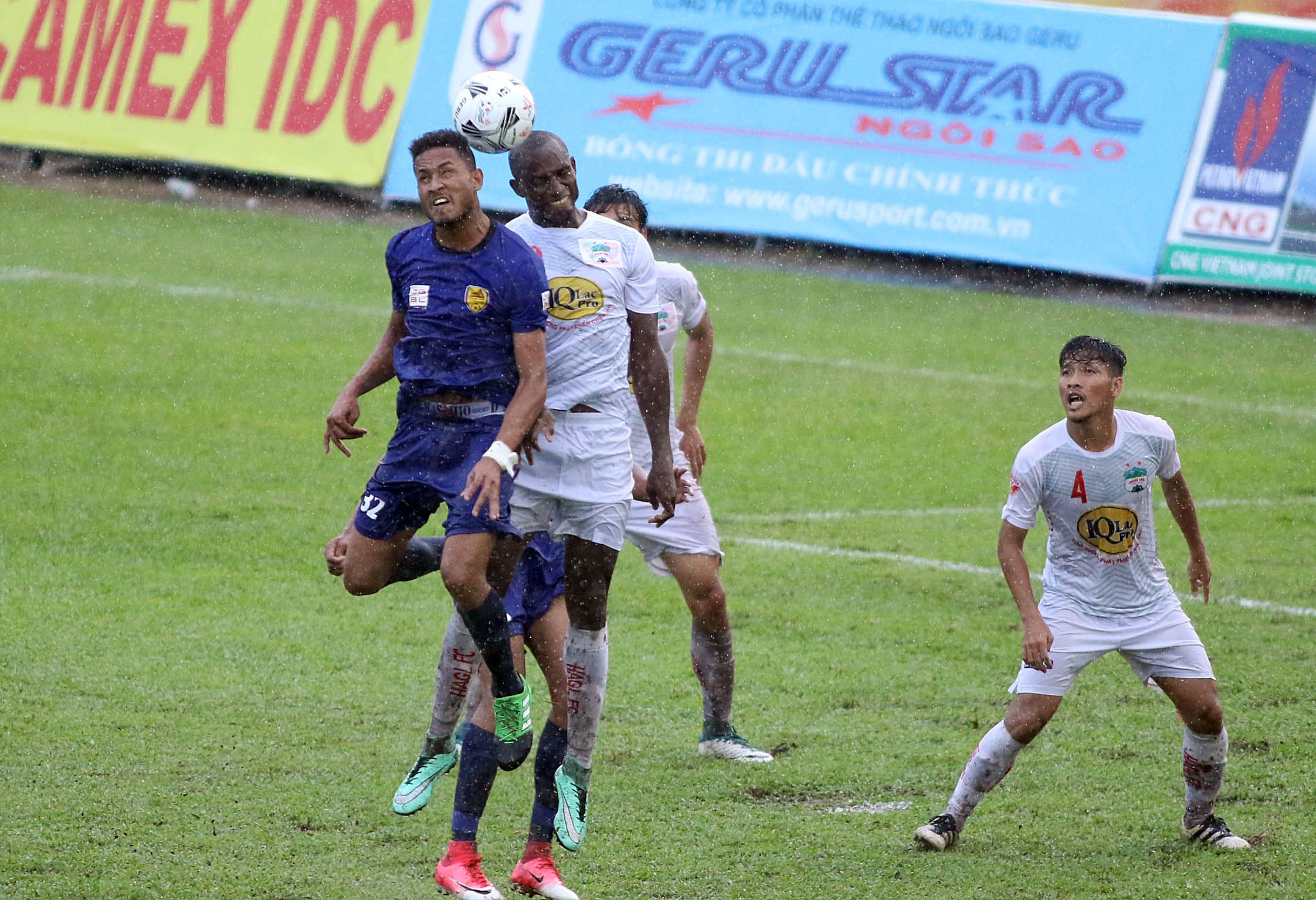 HAGL thang Quang Nam 2-1 tai BTV Cup anh 7