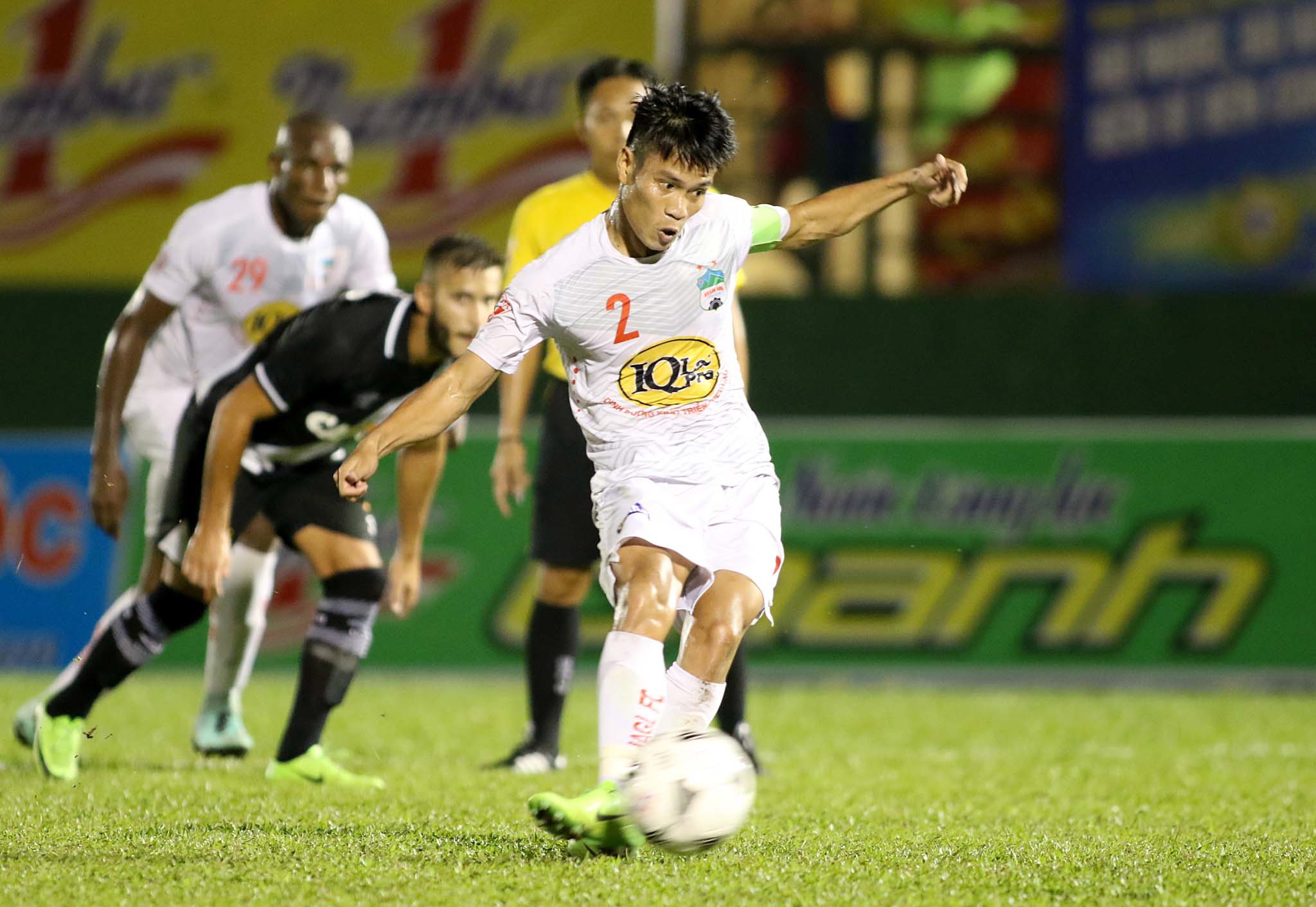 HAGL thua Vasco da Gama B anh 6