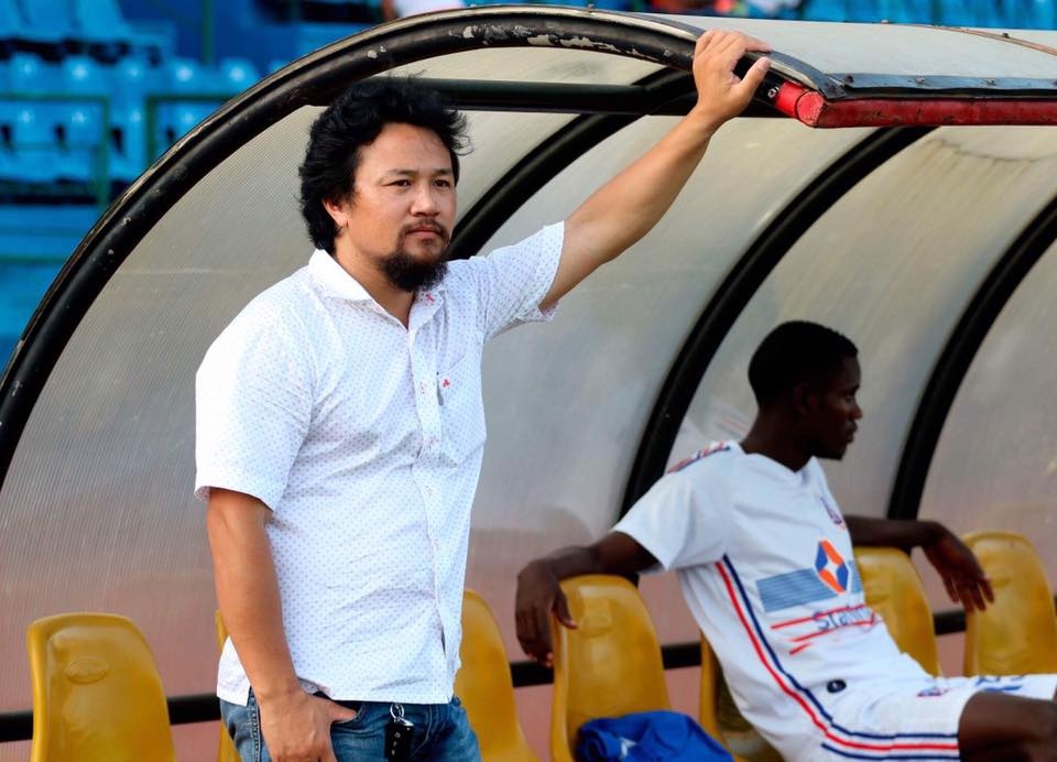 ‘Nhieu CLB V.League coi nguoi dai dien nhu ke truc loi’ hinh anh