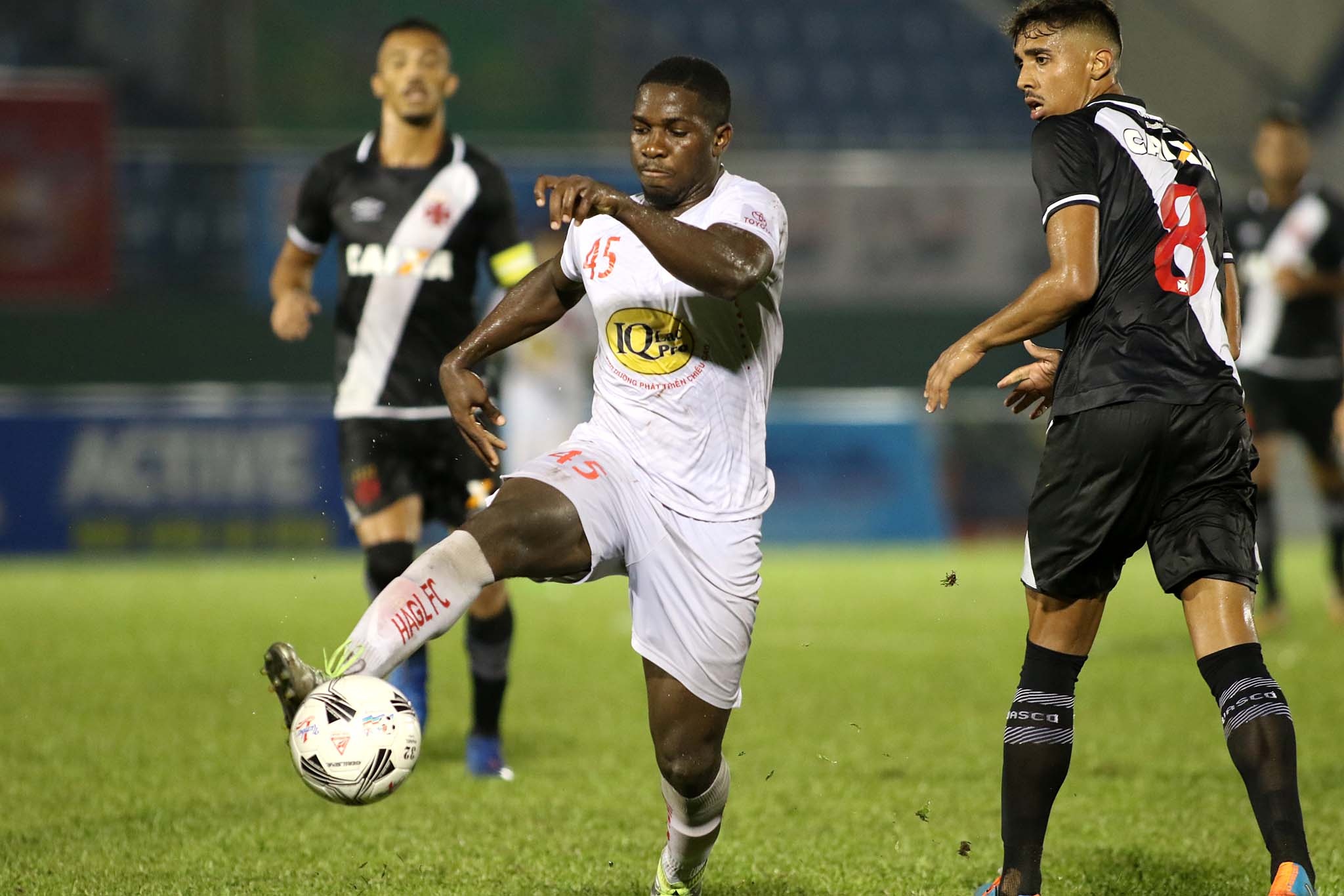 HAGL chot ngoai binh som anh 1