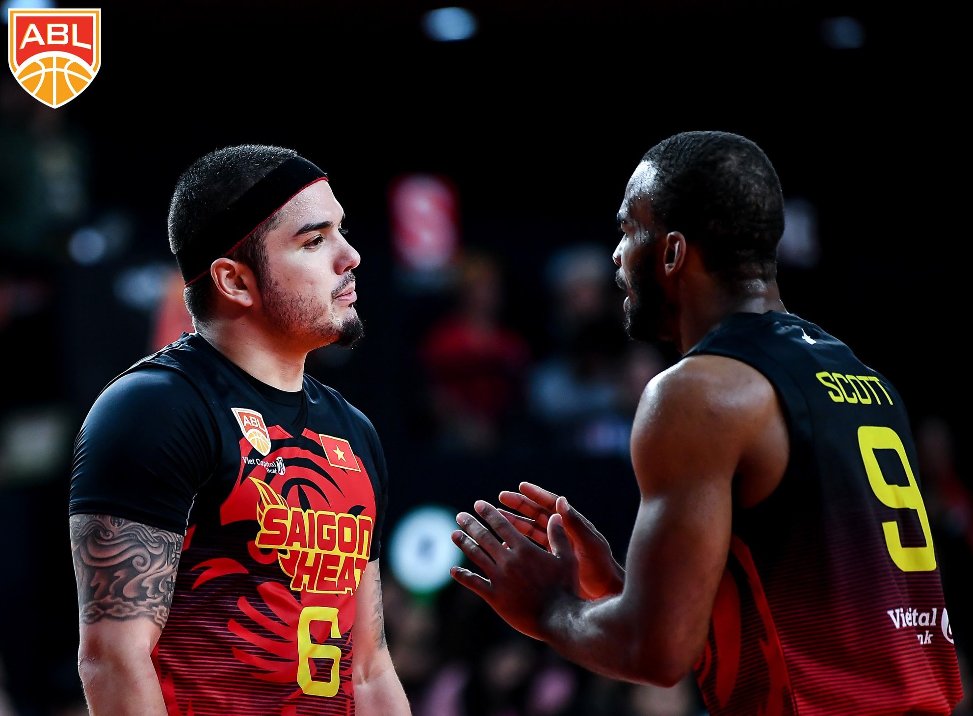 Saigon Heat bai tran tren dat Thai hinh anh