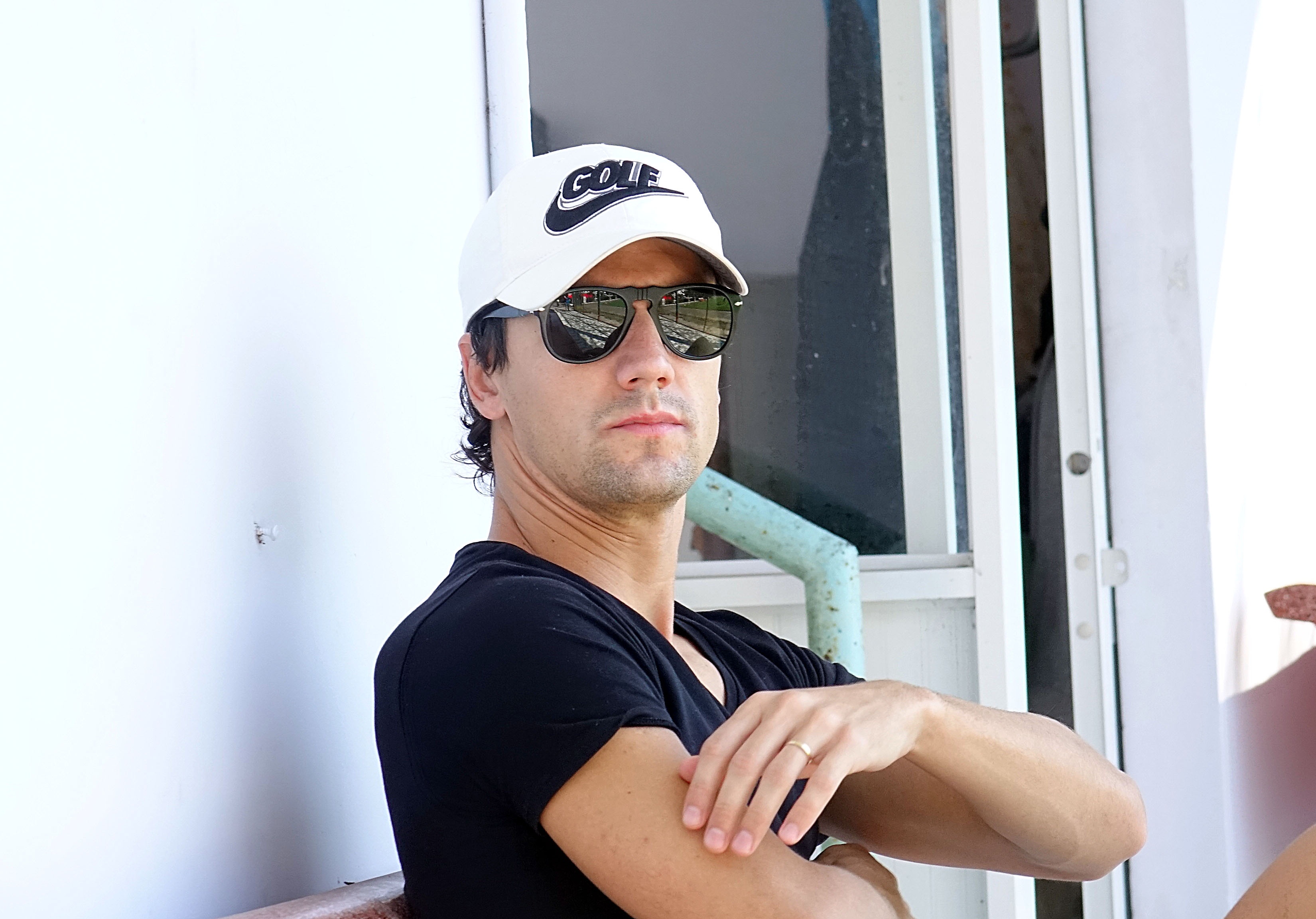 Possebon khong tap luyen cung CLB TP.HCM anh 4