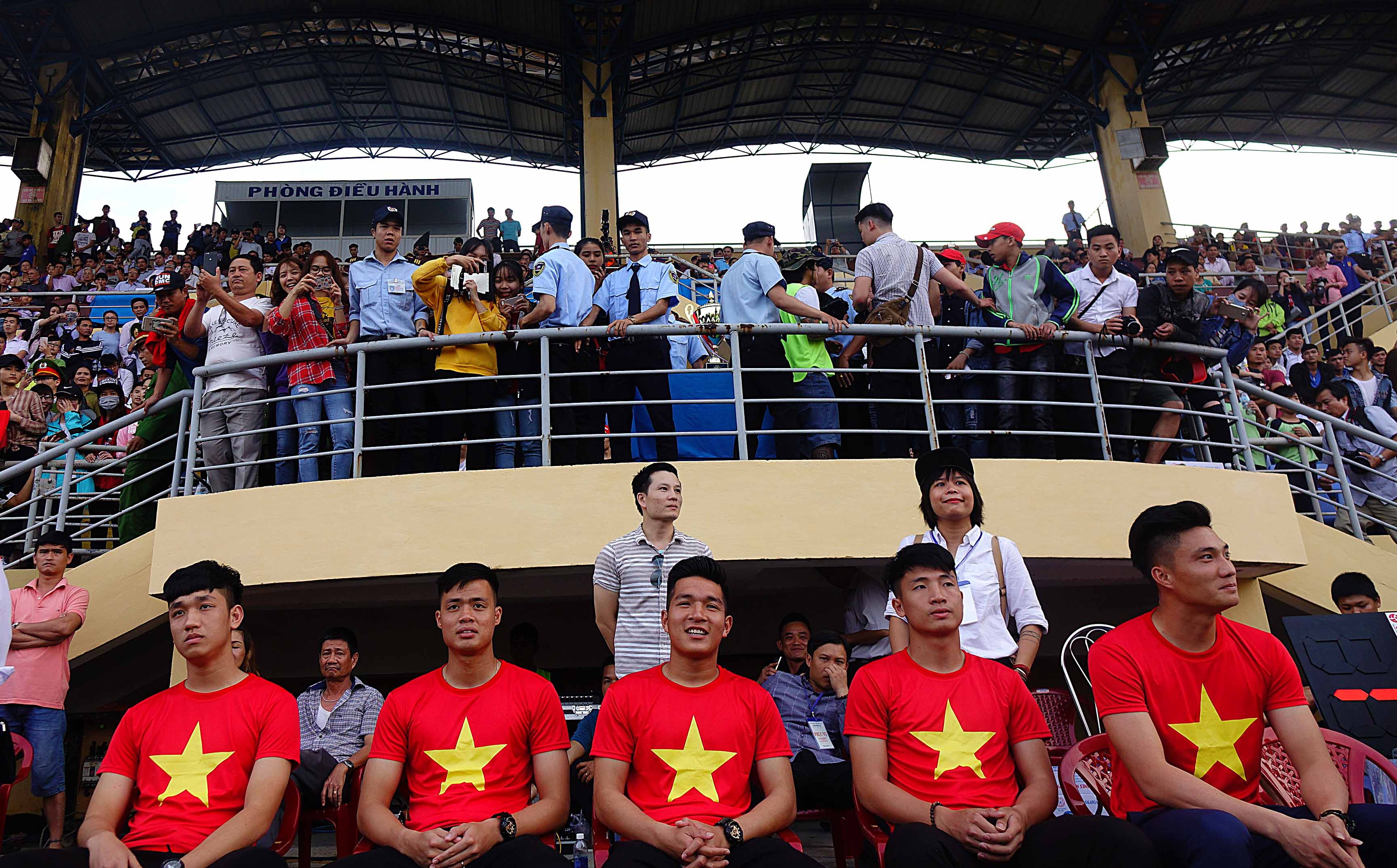 Cau thu U23 Viet Nam o Hue anh 4