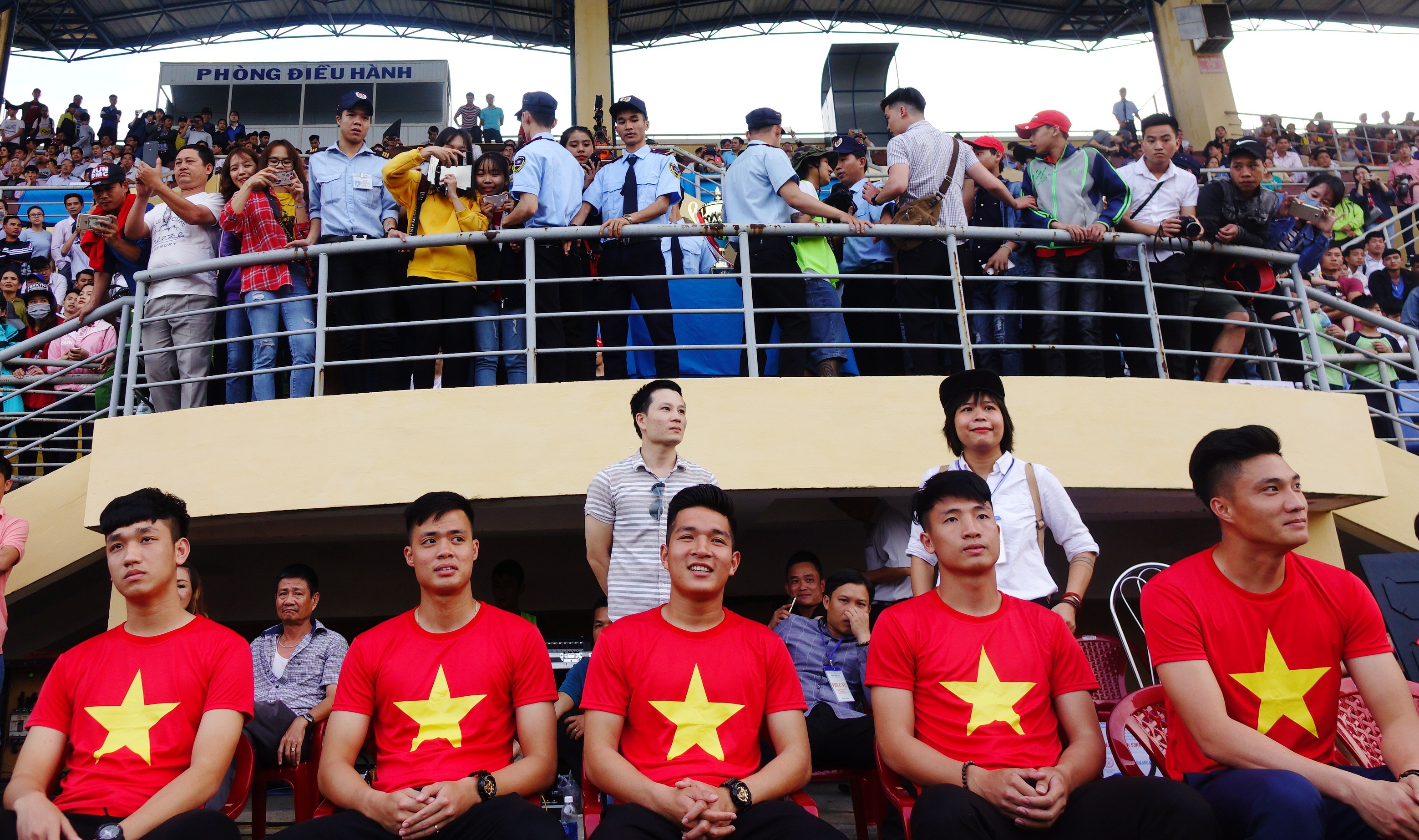 Cau thu U23 Viet Nam gay chu y o Giai U19 quoc gia hinh anh