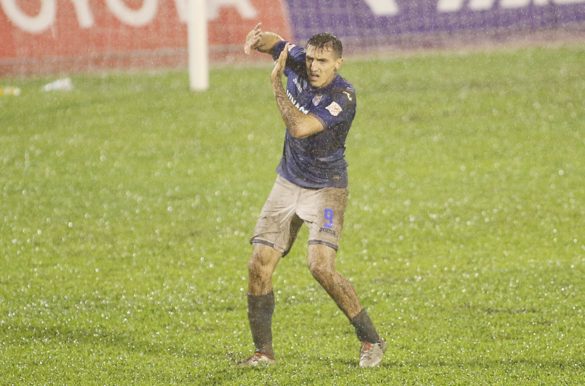 CLB Cần Thơ ký hợp đồng với Dyachenko ảnh 1 CLB Can Tho ky hop dong voi Dyachenko anh 1