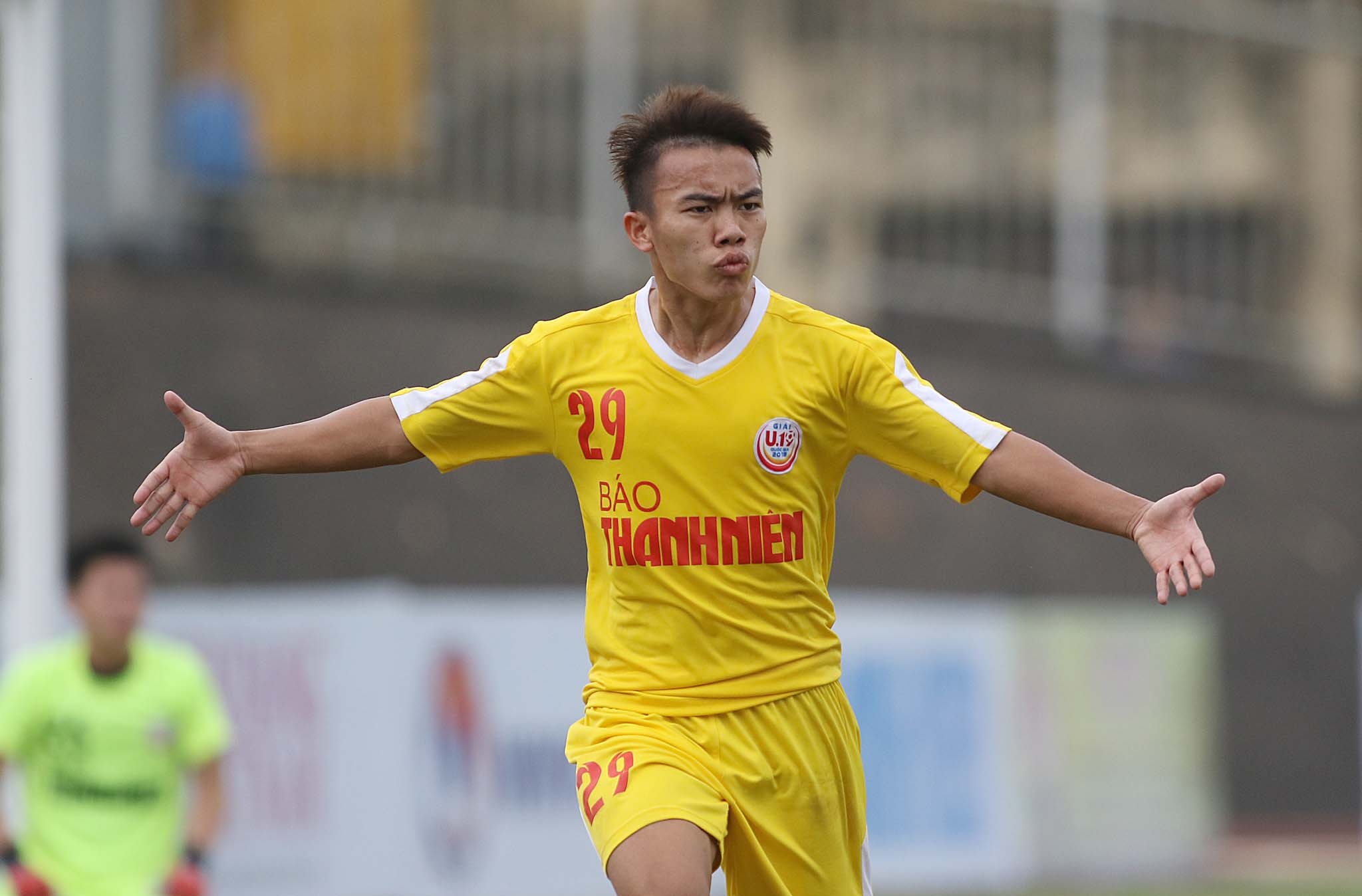 HAGL tham bai truoc SLNA o giai U19 quoc gia hinh anh