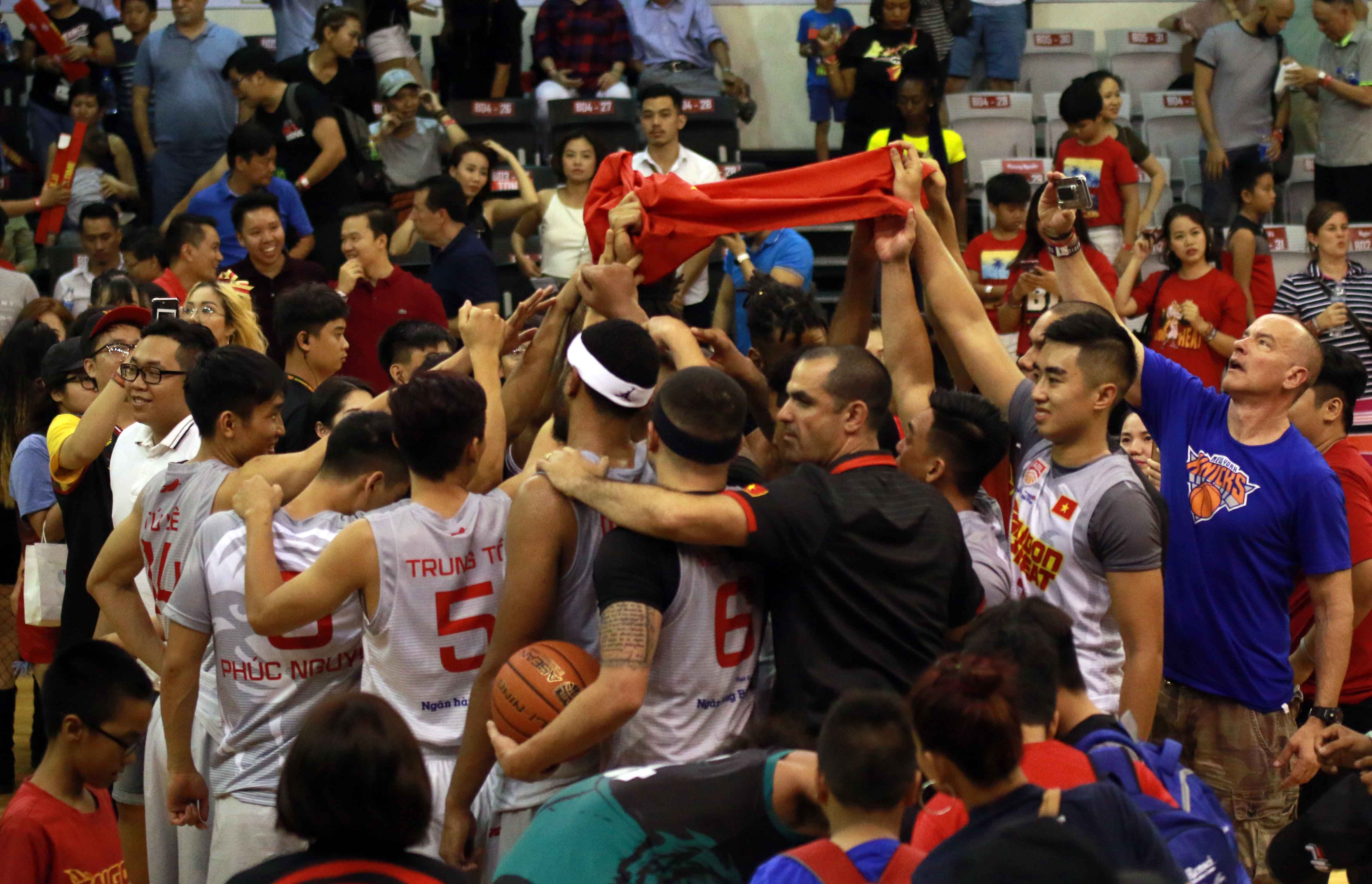 Saigon Heat chac suat du play-off anh 1
