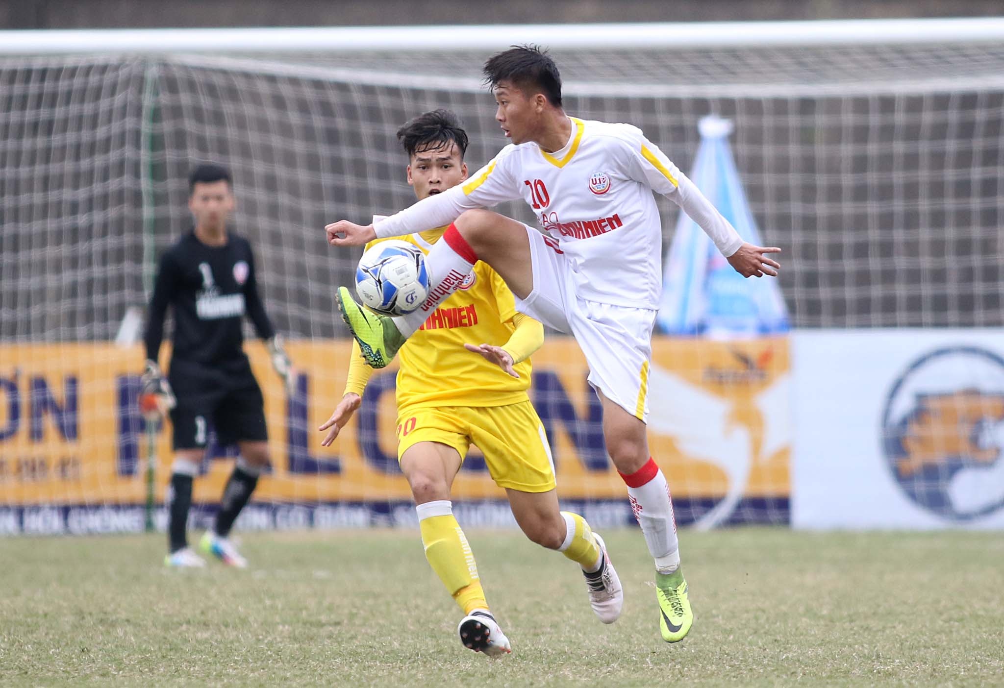 U19 Dong Thap gap lai Ha Noi anh 6