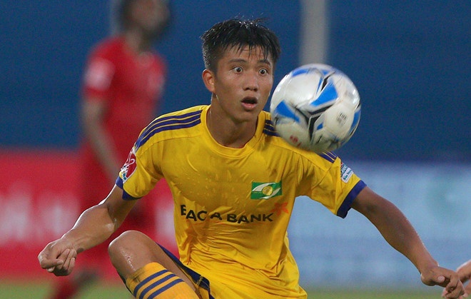 Phan Van Duc ghi diem voi tro ly cua HLV Park Hang-seo hinh anh