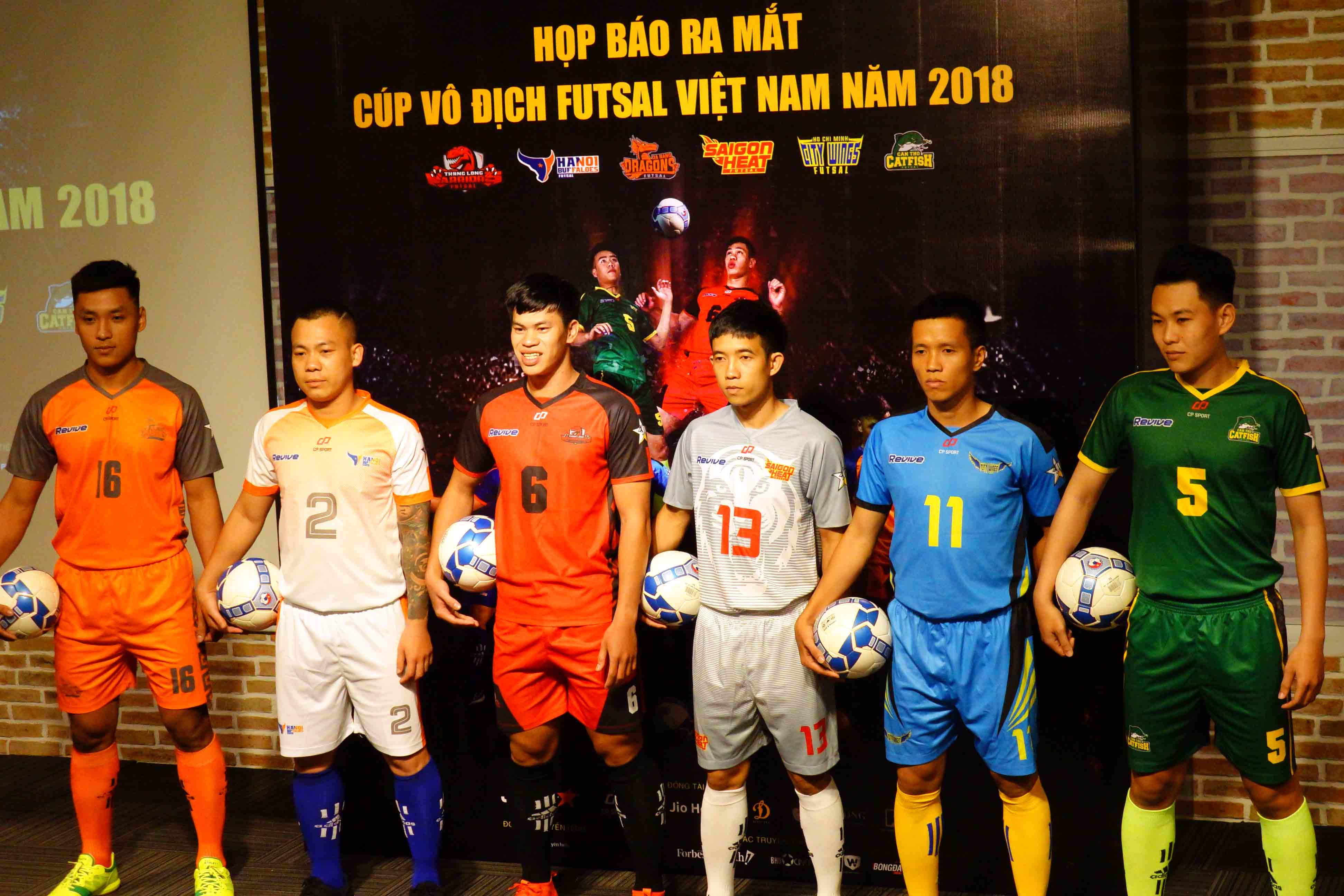 Cup vo dich futsal Viet Nam 2018 anh 1