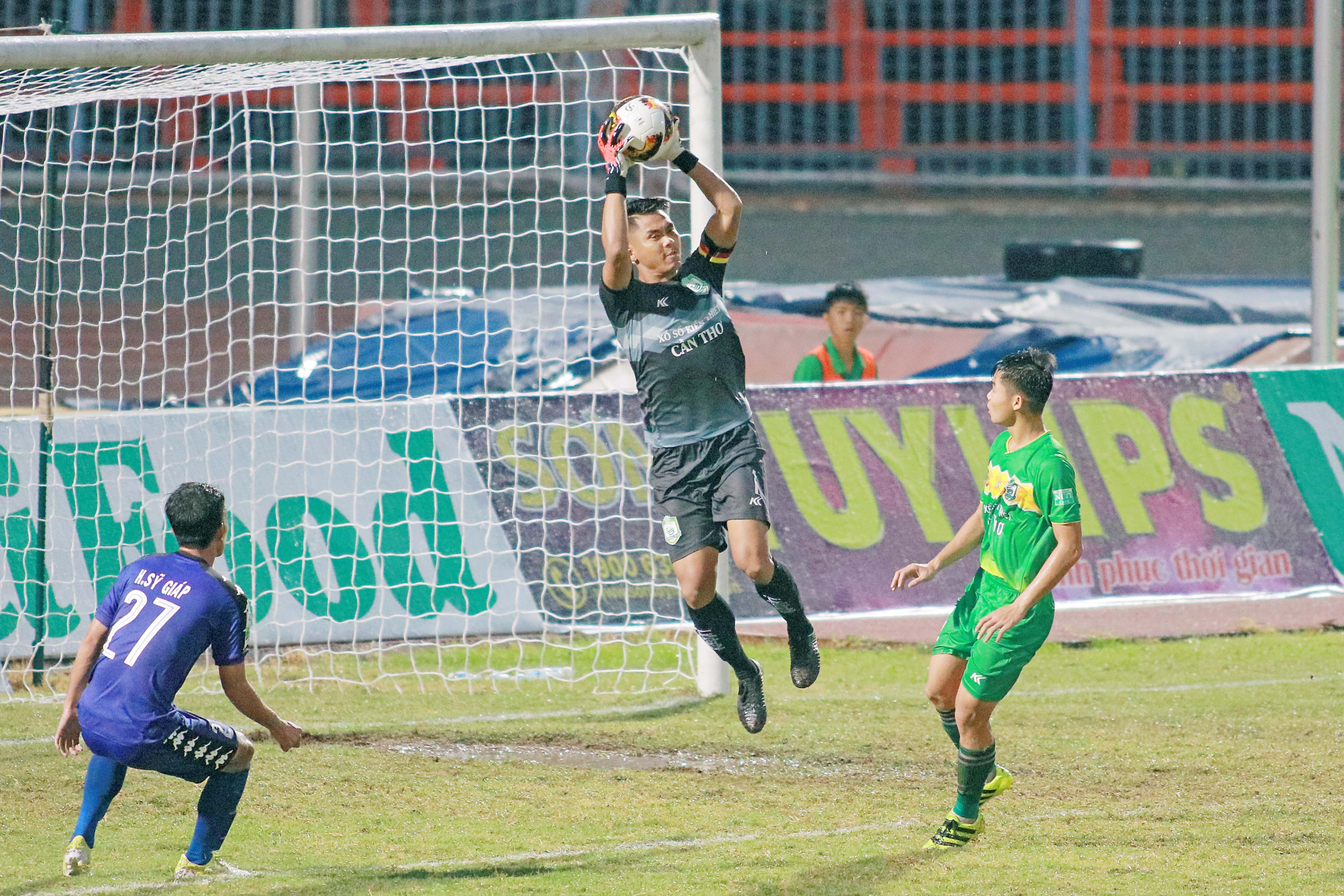 CLB Can Tho thang Binh Duong 1-0 anh 6