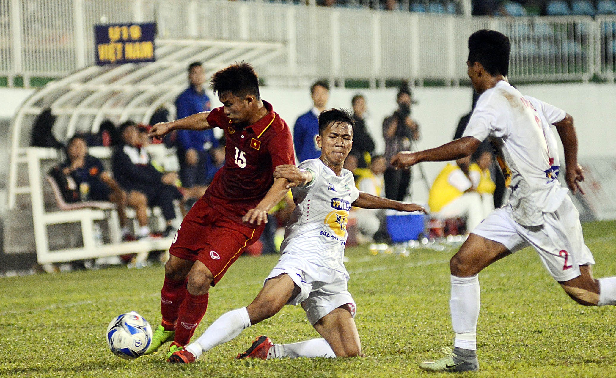 U19 tuyen chon danh bai U19 HAGL 3-1 anh 4