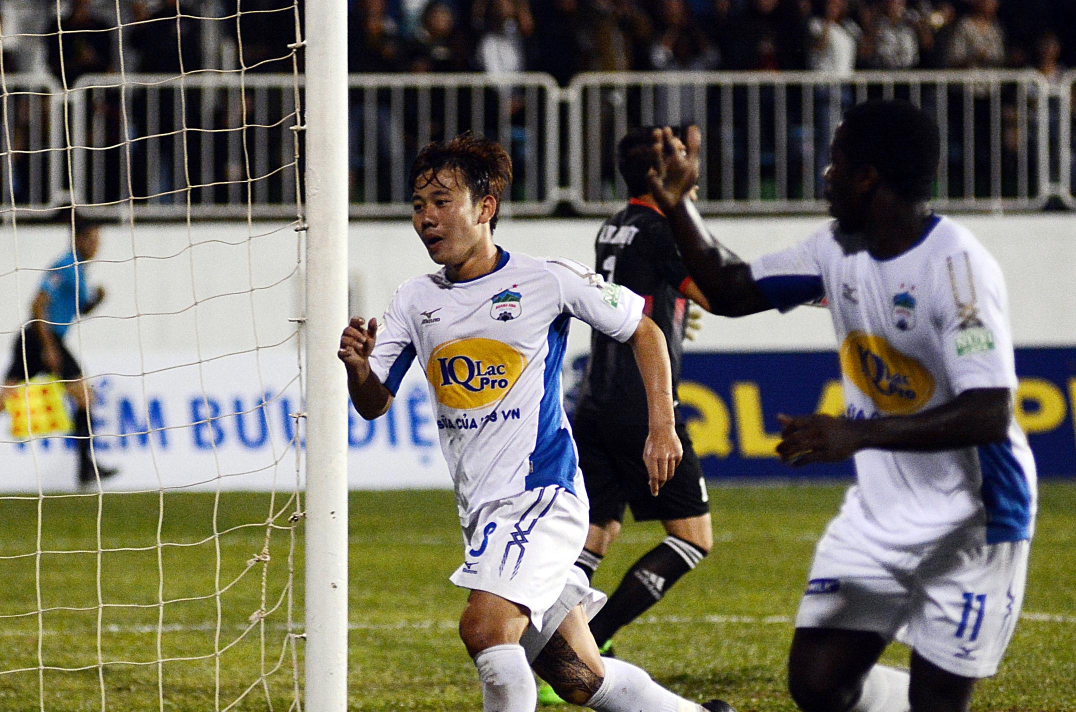 HAGL danh bai Nam Dinh tai vong 4 V.League anh 3