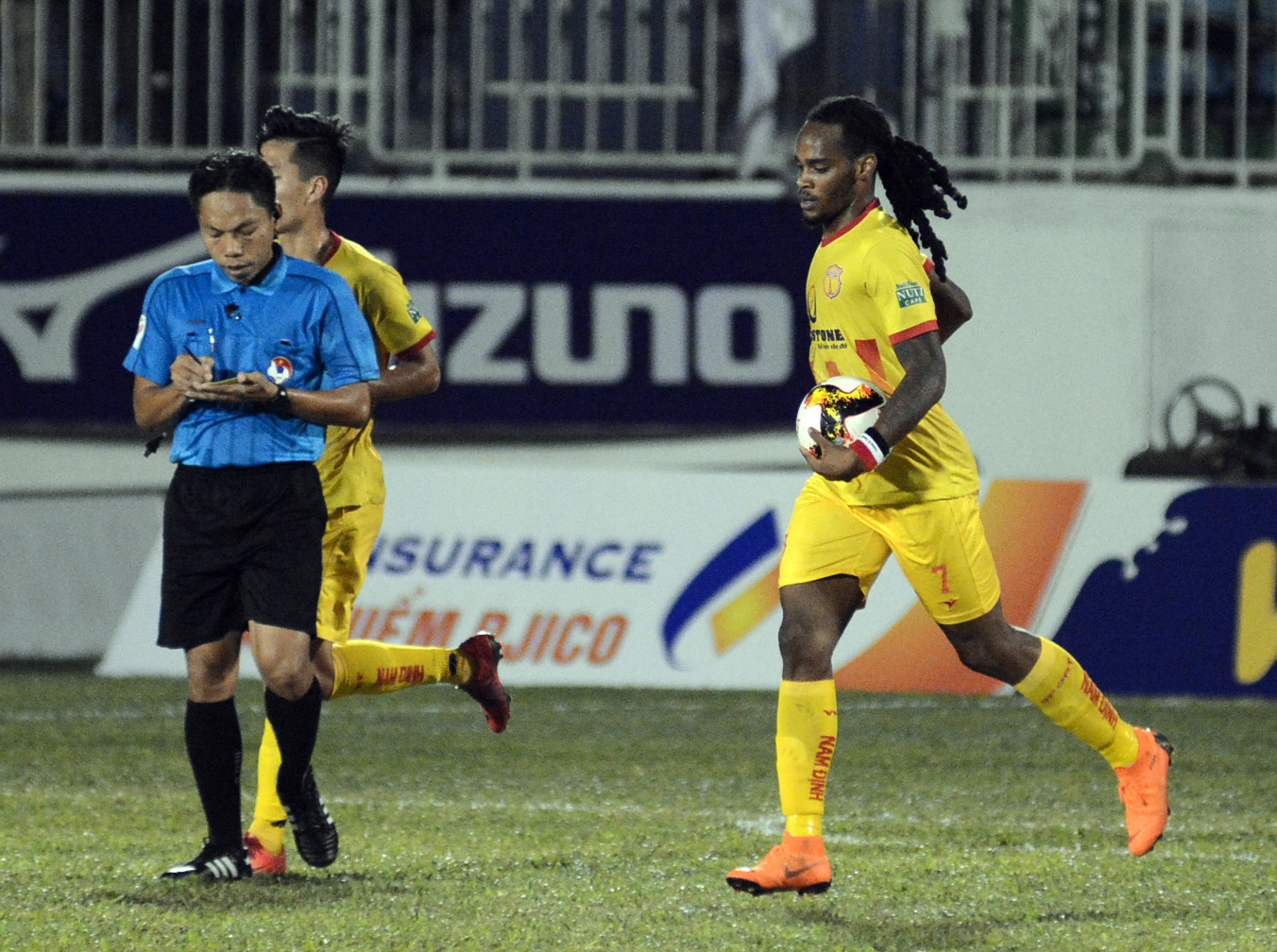 HAGL danh bai Nam Dinh tai vong 4 V.League anh 10