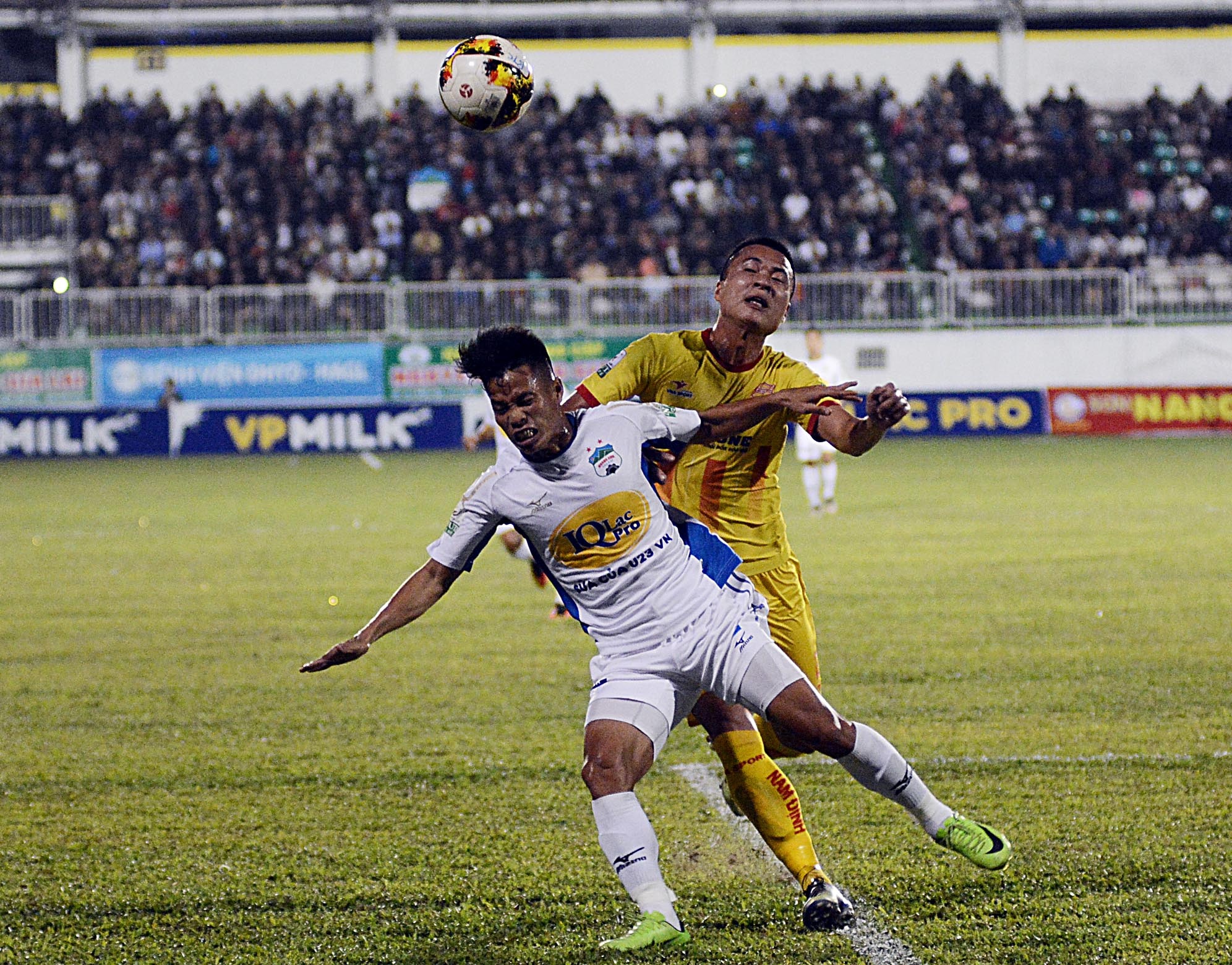 HAGL danh bai Nam Dinh tai vong 4 V.League anh 2