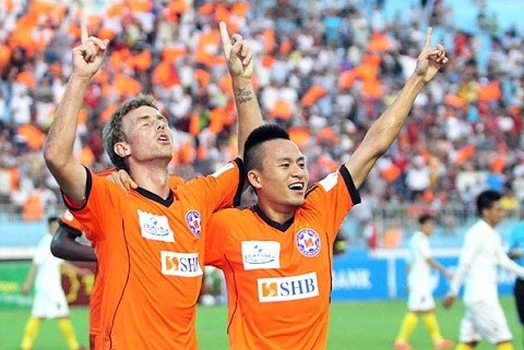 Sieu pham cua Vo Huy Toan dep nhat vong 4 V.League hinh anh