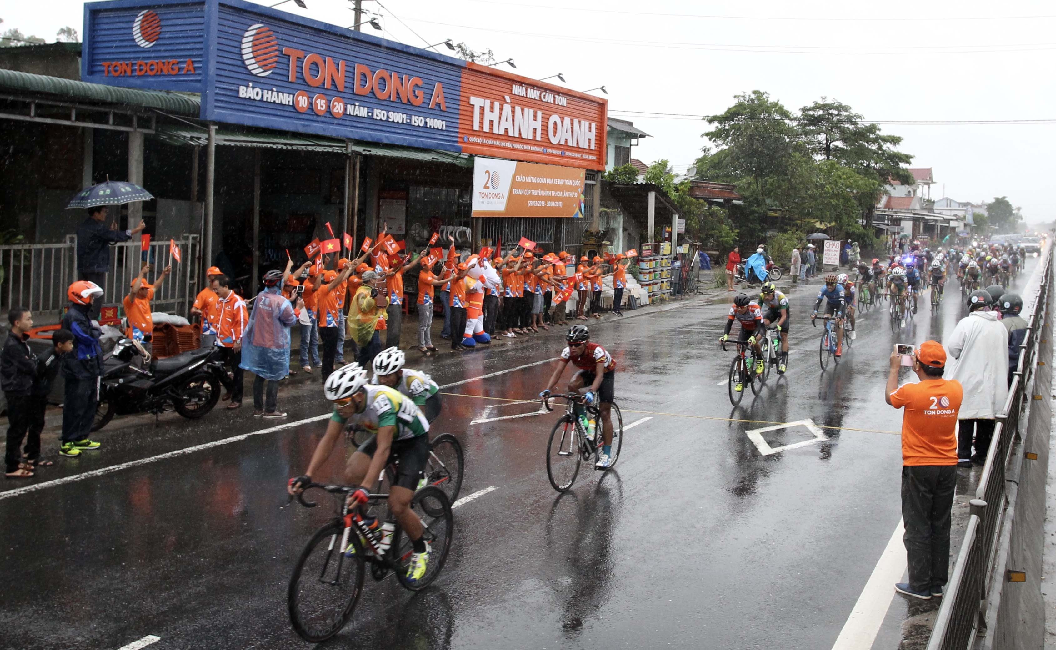 Nguyen Thanh Tam di lac duong anh 2