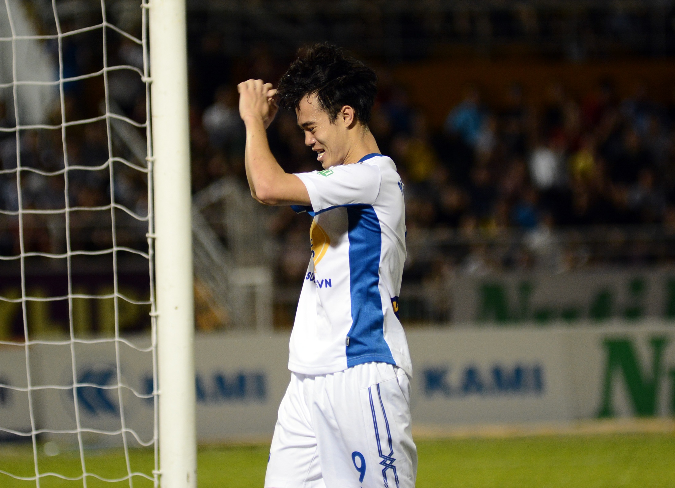 HLV Tai Em an mung chien thang anh 8