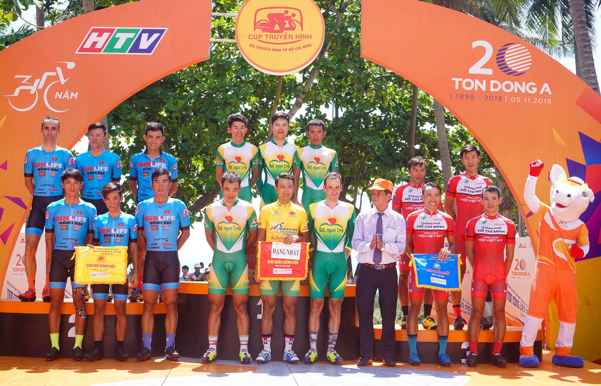 Chang 17 Cup Truyen hinh 2018 anh 7