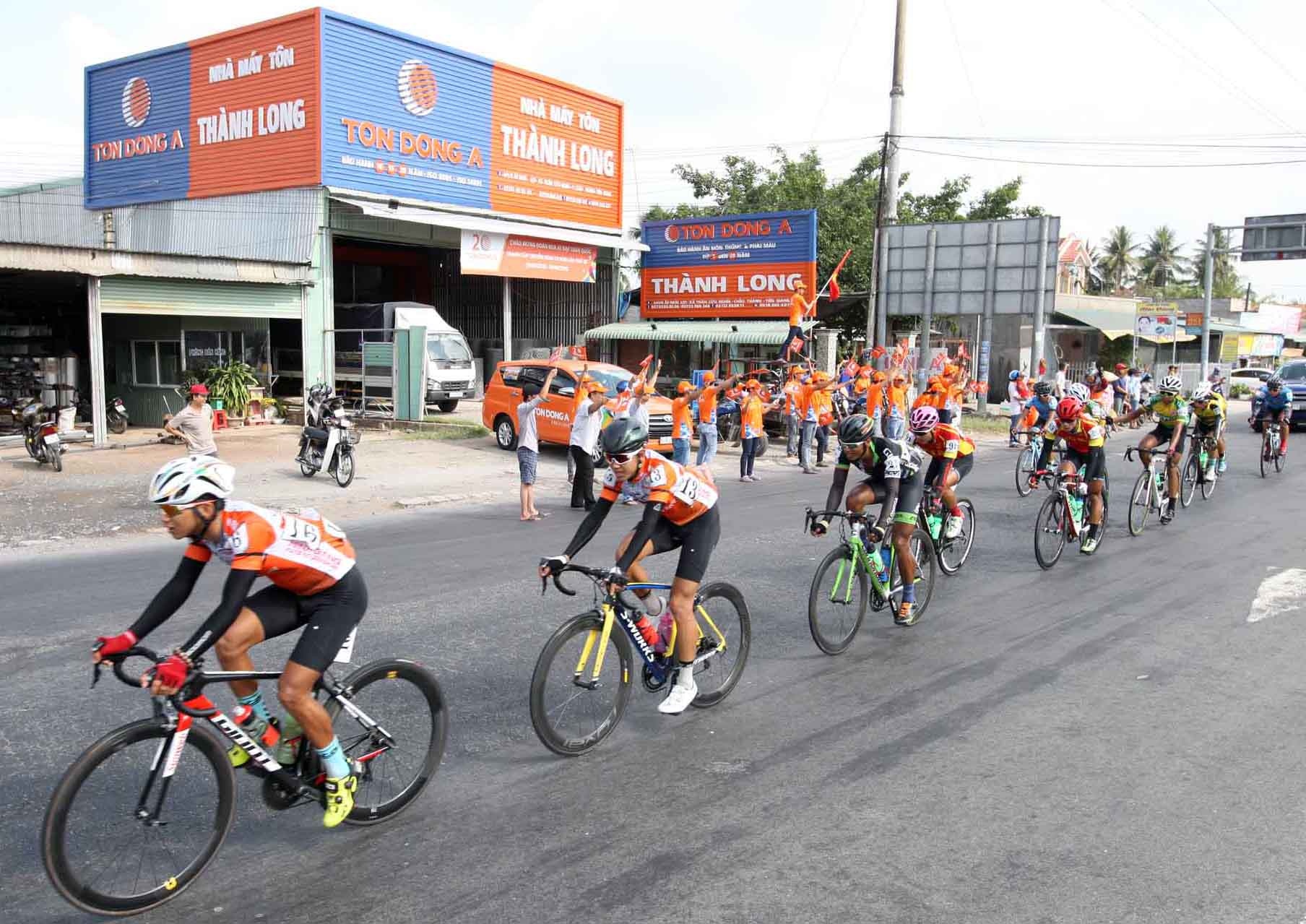 Lê Nguyệt Minh thắng chặng 23 sáng 22/4 ảnh 2 Le Nguyet Minh thang chang 23 sang 22/4 anh 2