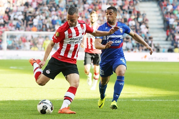 Ban thang bi tu choi cua Thom Haye. hinh anh