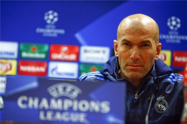 Zidane: ‘Chúng tôi có 12 người khi gặp Bayern’ ảnh 1 Zidane: ‘Chung toi co 12 nguoi khi gap Bayern’ anh 1