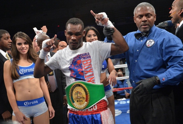 Jermell Charlo ha guc doi thu bang cu knock-out cua nam hinh anh
