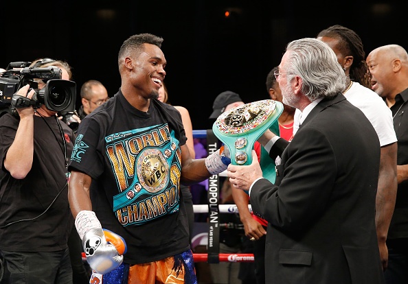 Knock-out doi thu,  Jermell Charlo giu vung ky luc anh 10